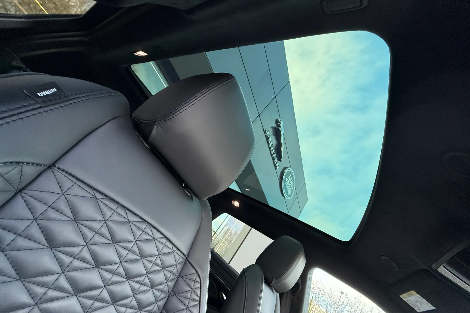 LAND ROVER RANGE ROVER EVOQUE thumbnail image number 36