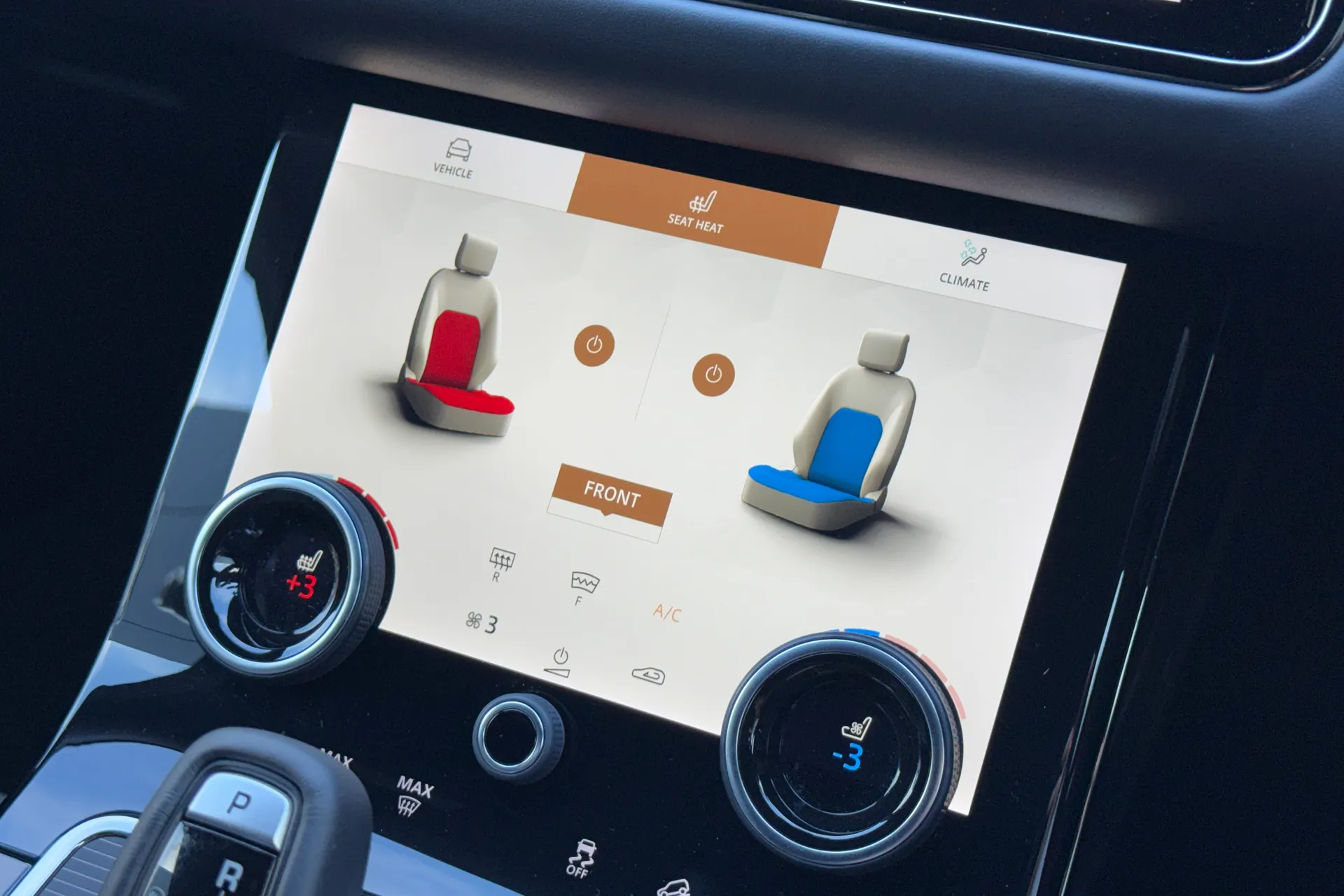 LAND ROVER RANGE ROVER EVOQUE thumbnail image number 16