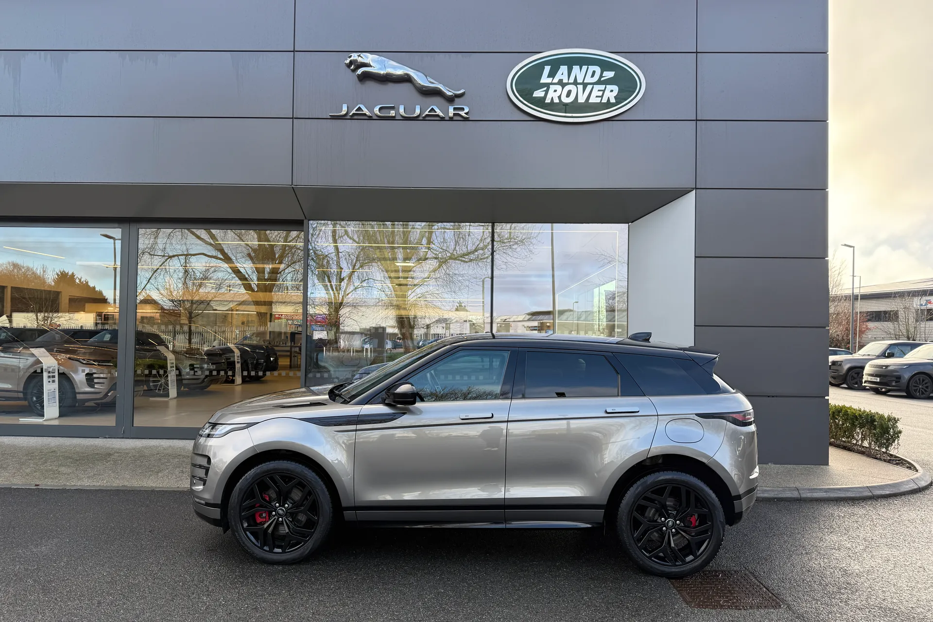 LAND ROVER RANGE ROVER EVOQUE thumbnail image number 25