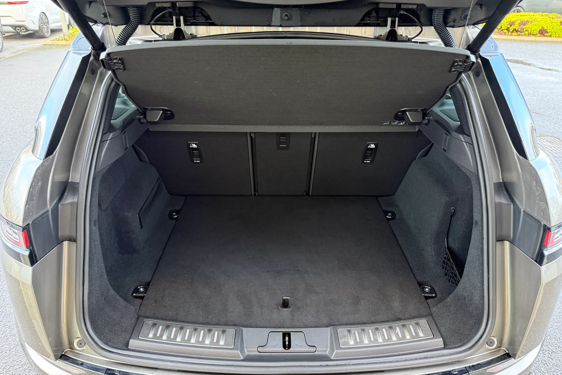 LAND ROVER RANGE ROVER EVOQUE thumbnail image number 43