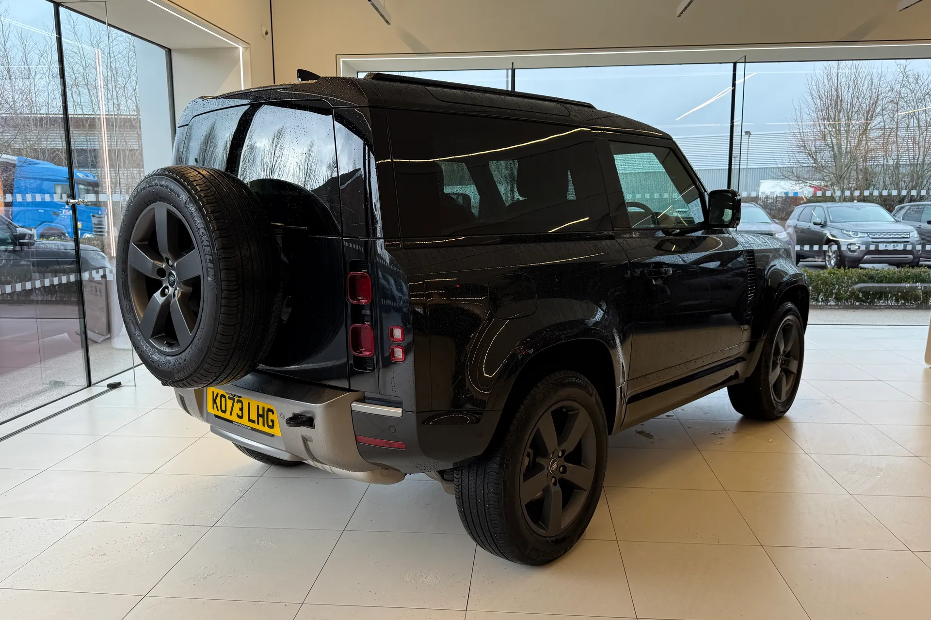 LAND ROVER DEFENDER thumbnail image number 46