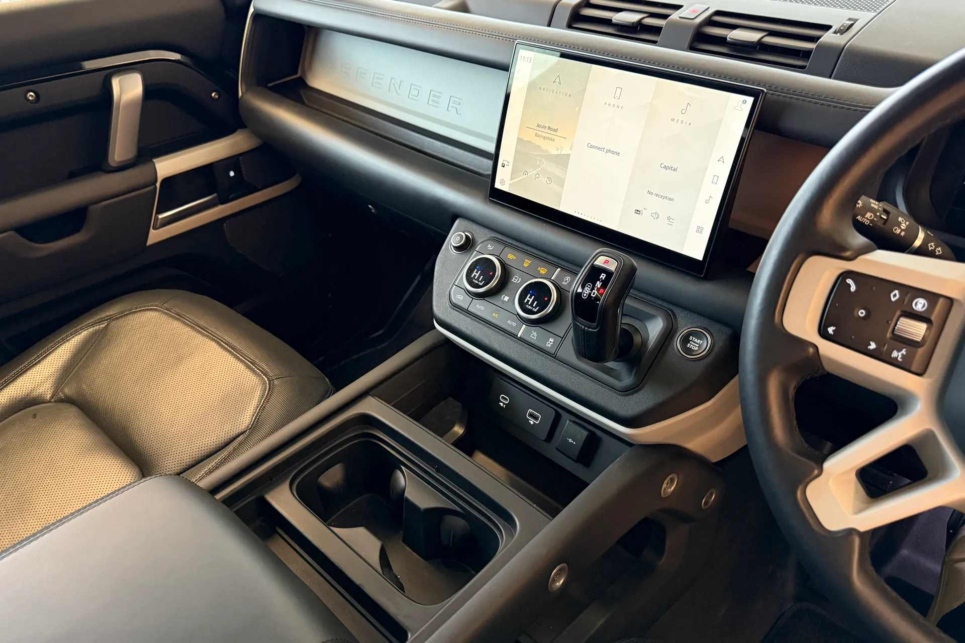 LAND ROVER DEFENDER thumbnail image number 17