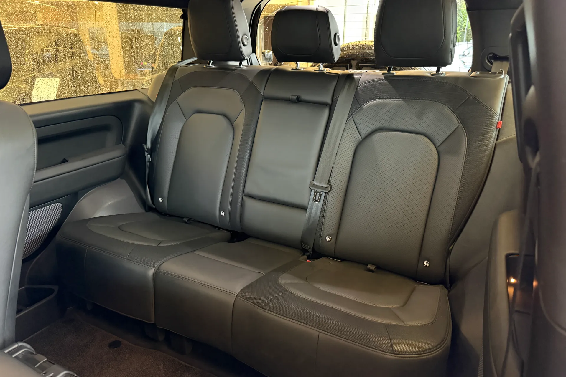 LAND ROVER DEFENDER thumbnail image number 39