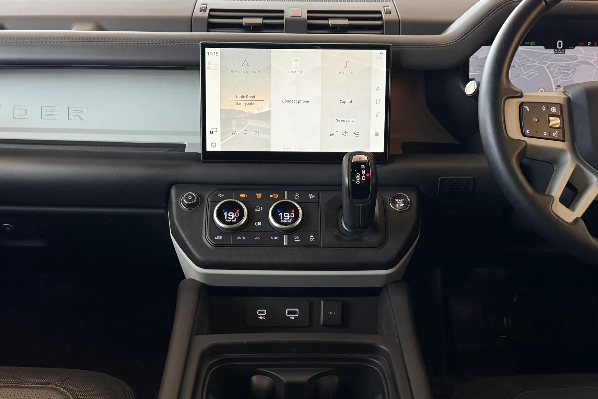 LAND ROVER DEFENDER thumbnail image number 13