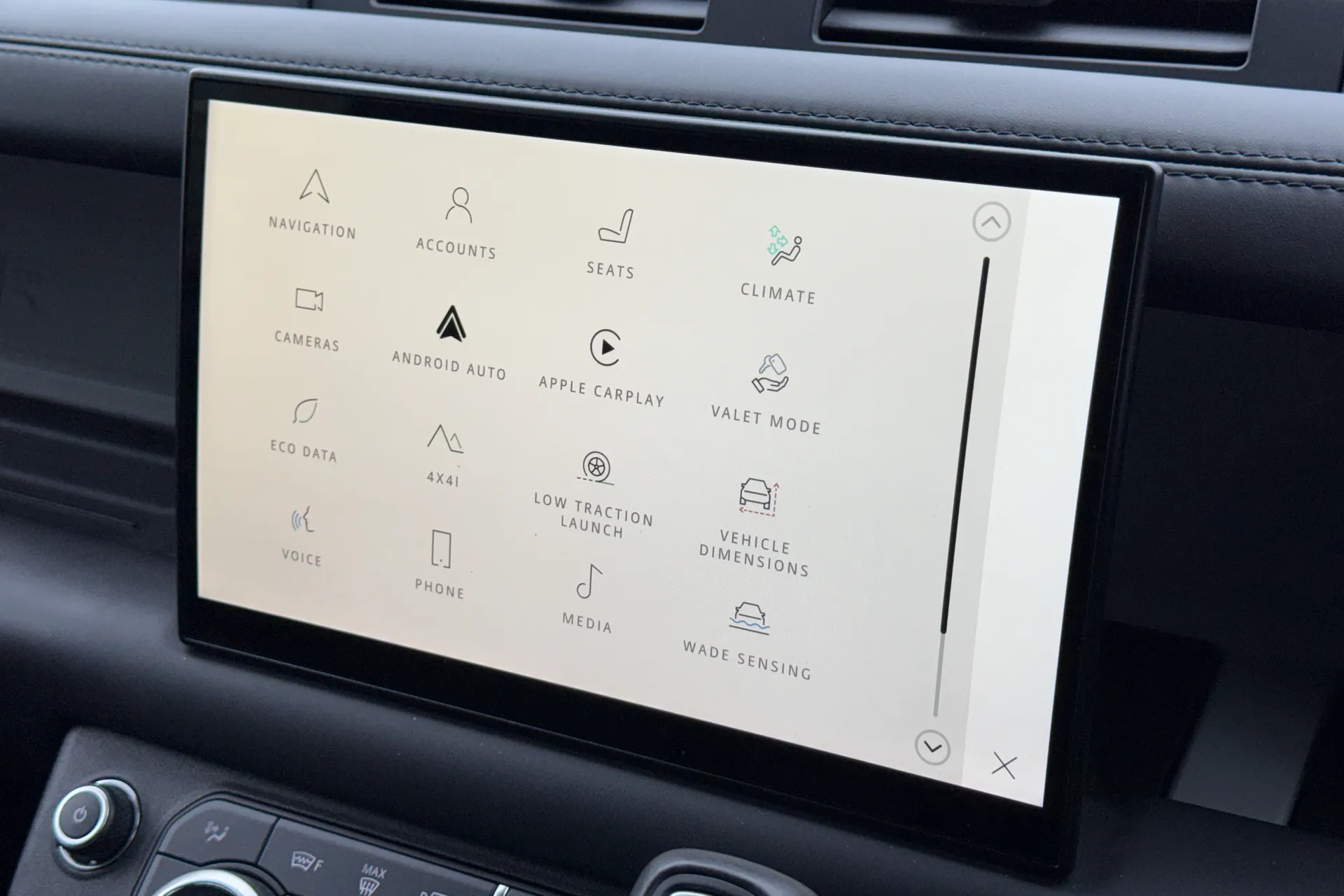 LAND ROVER DEFENDER thumbnail image number 43