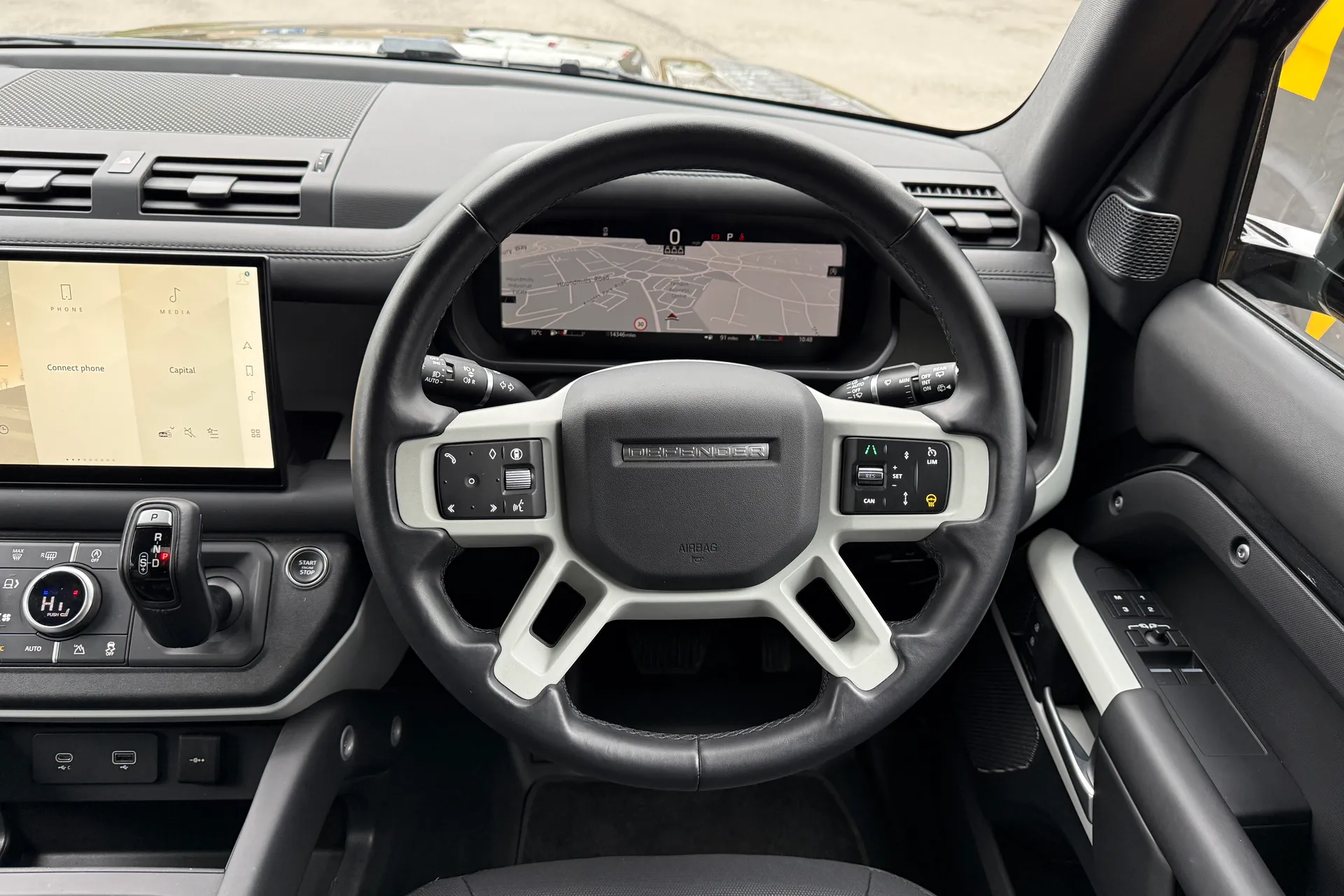 LAND ROVER DEFENDER thumbnail image number 12