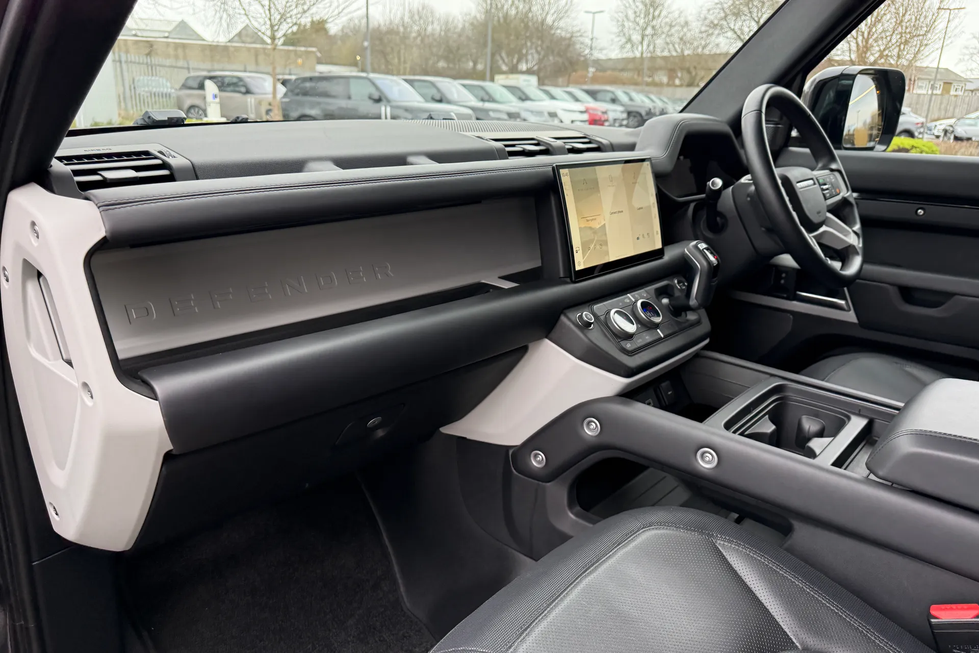 LAND ROVER DEFENDER thumbnail image number 44