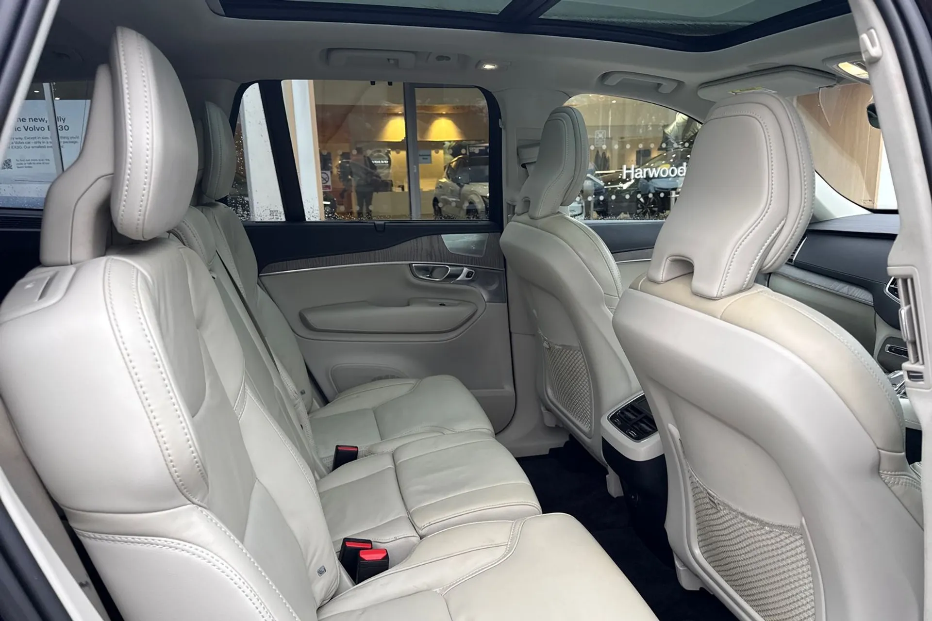 Volvo XC90 thumbnail image number 24