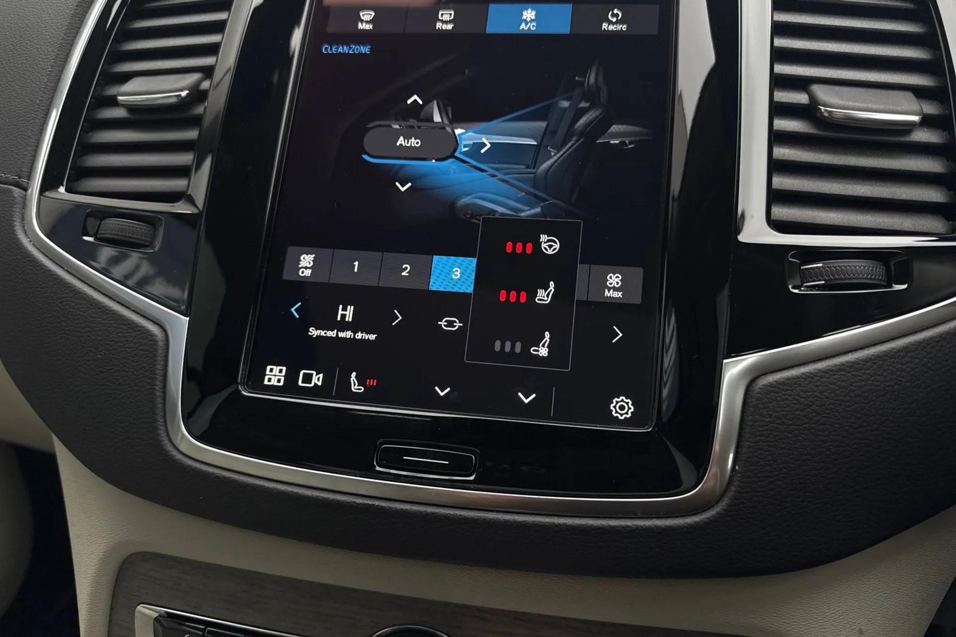 Volvo XC90 thumbnail image number 40