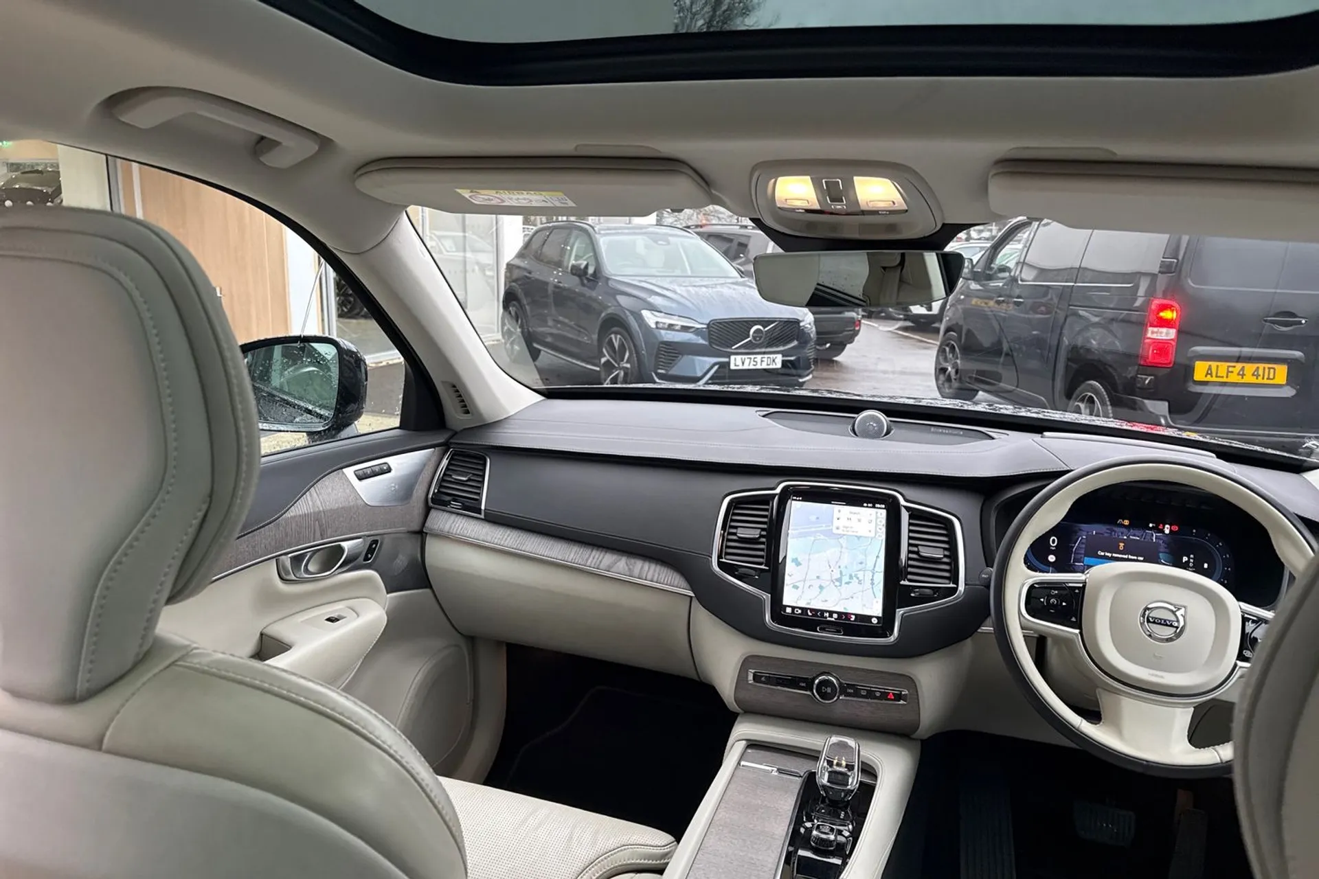 Volvo XC90 thumbnail image number 33