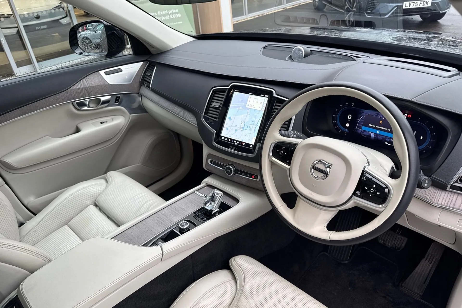 Volvo XC90 thumbnail image number 6