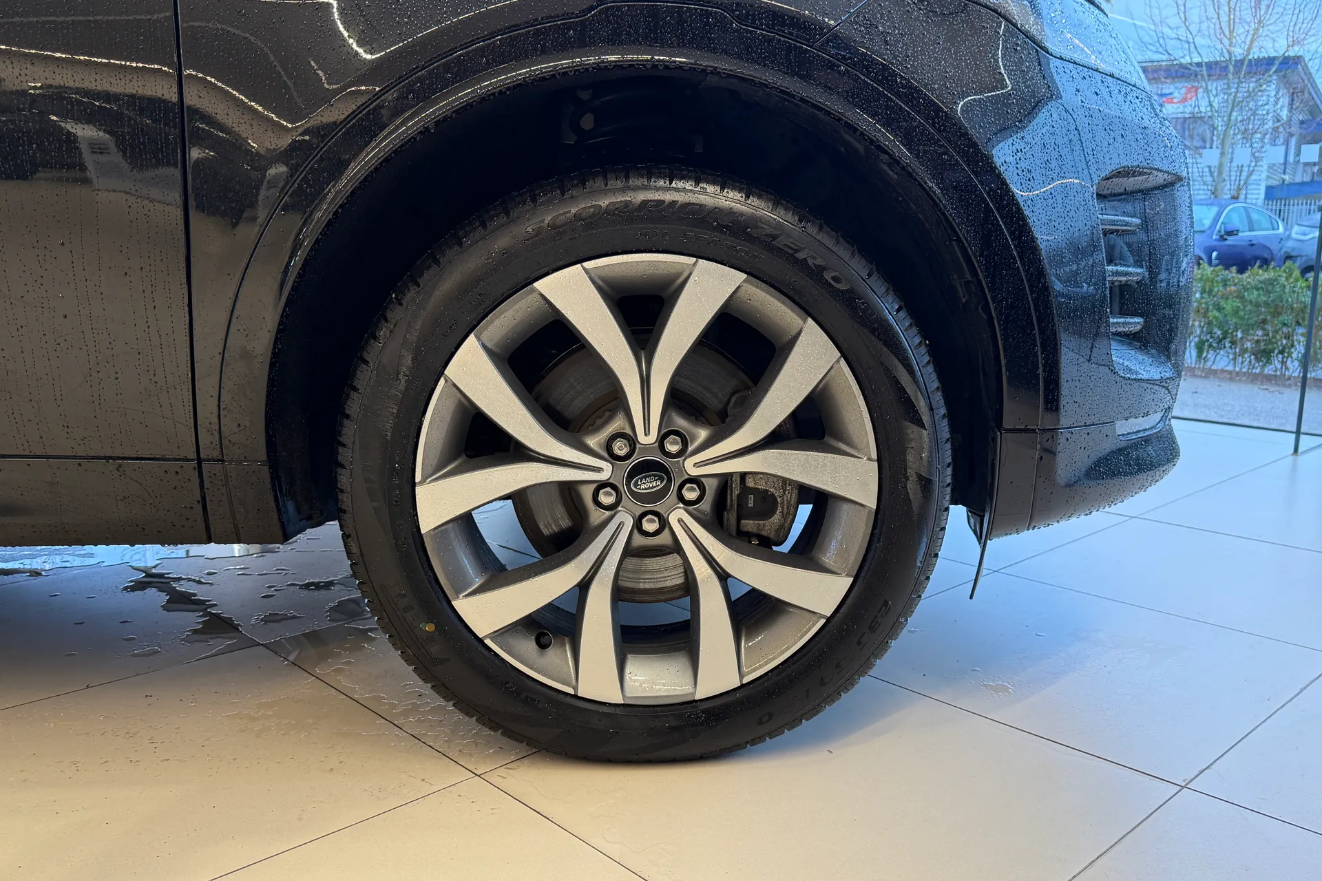 LAND ROVER DISCOVERY SPORT thumbnail image number 24