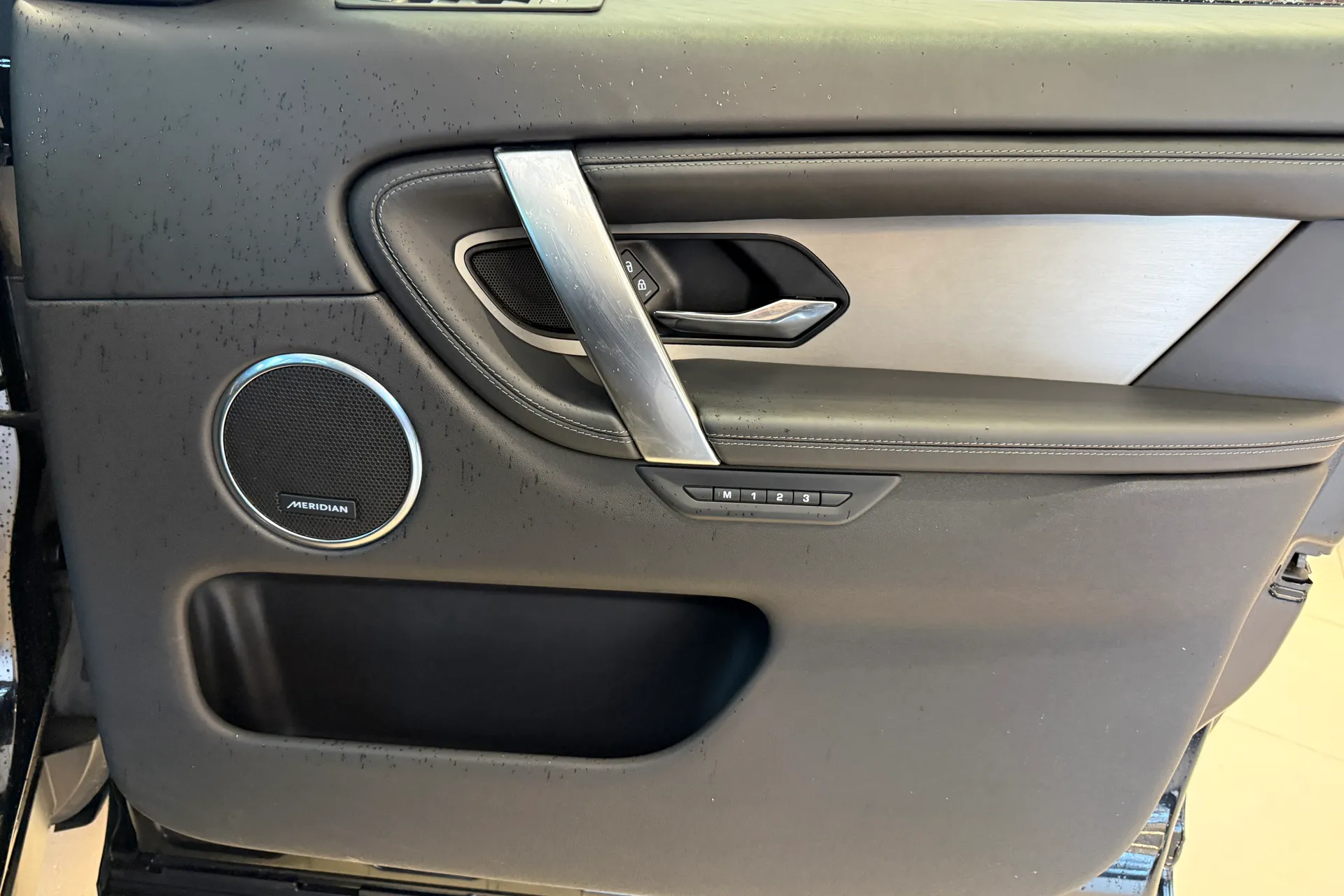 LAND ROVER DISCOVERY SPORT thumbnail image number 51