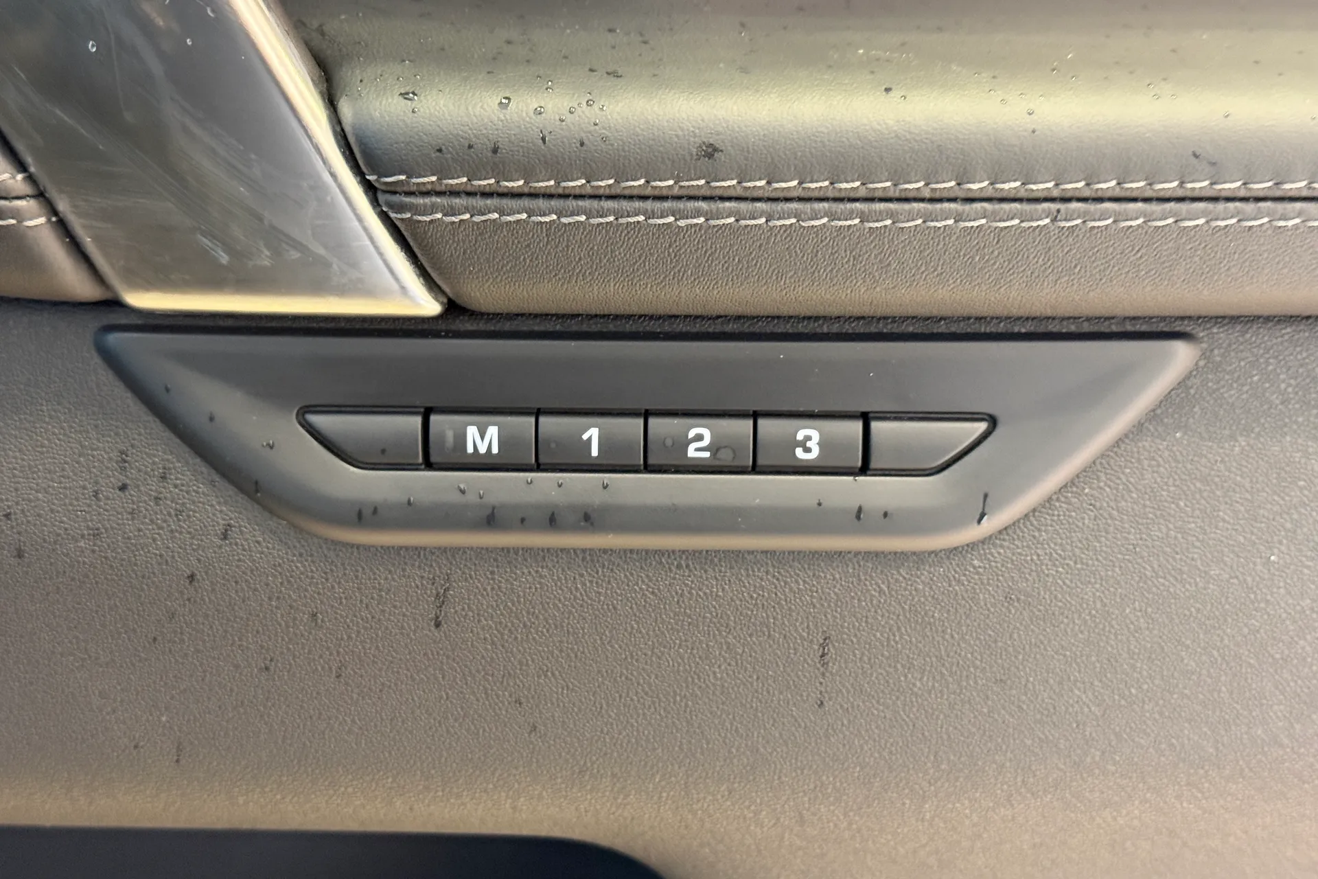 LAND ROVER DISCOVERY SPORT thumbnail image number 52