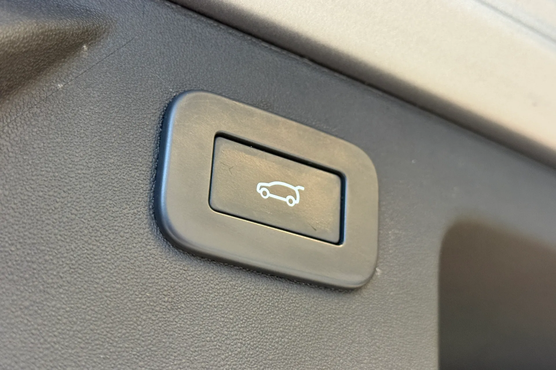 LAND ROVER DISCOVERY SPORT thumbnail image number 43