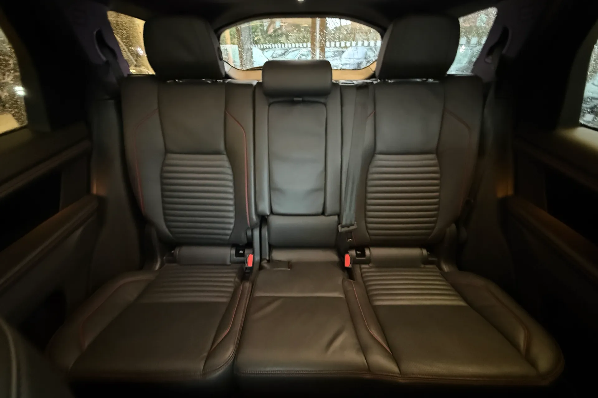 LAND ROVER DISCOVERY SPORT thumbnail image number 11