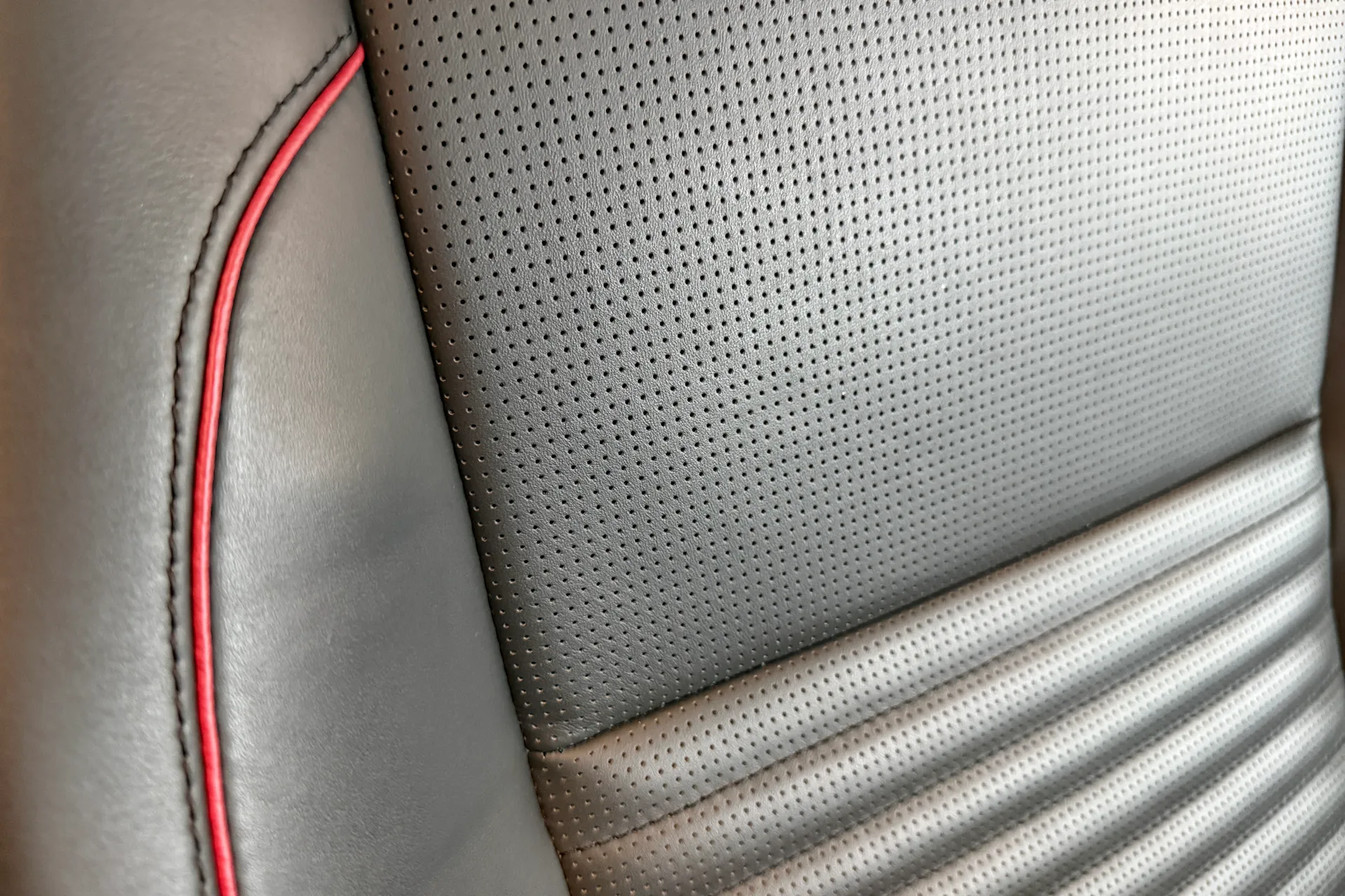 LAND ROVER DISCOVERY SPORT thumbnail image number 32