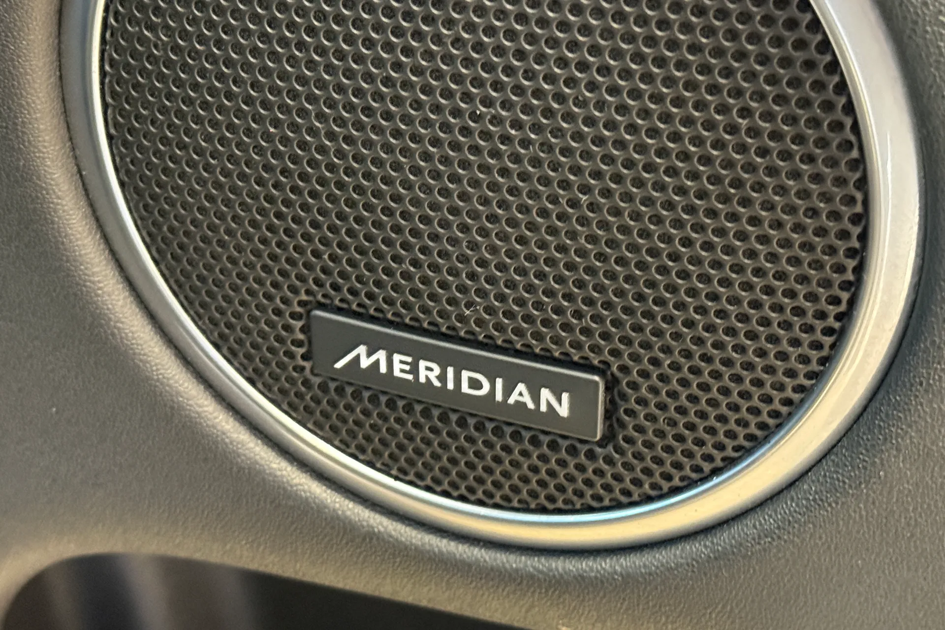 LAND ROVER DISCOVERY SPORT thumbnail image number 21