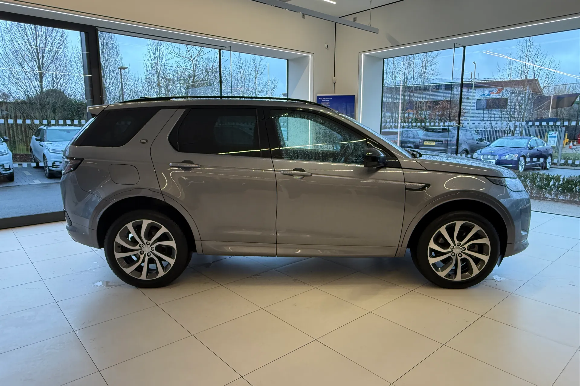 LAND ROVER DISCOVERY SPORT thumbnail image number 26