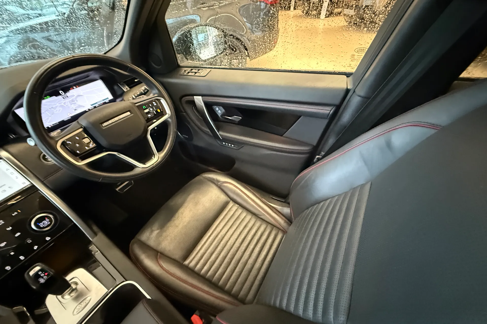 LAND ROVER DISCOVERY SPORT thumbnail image number 13