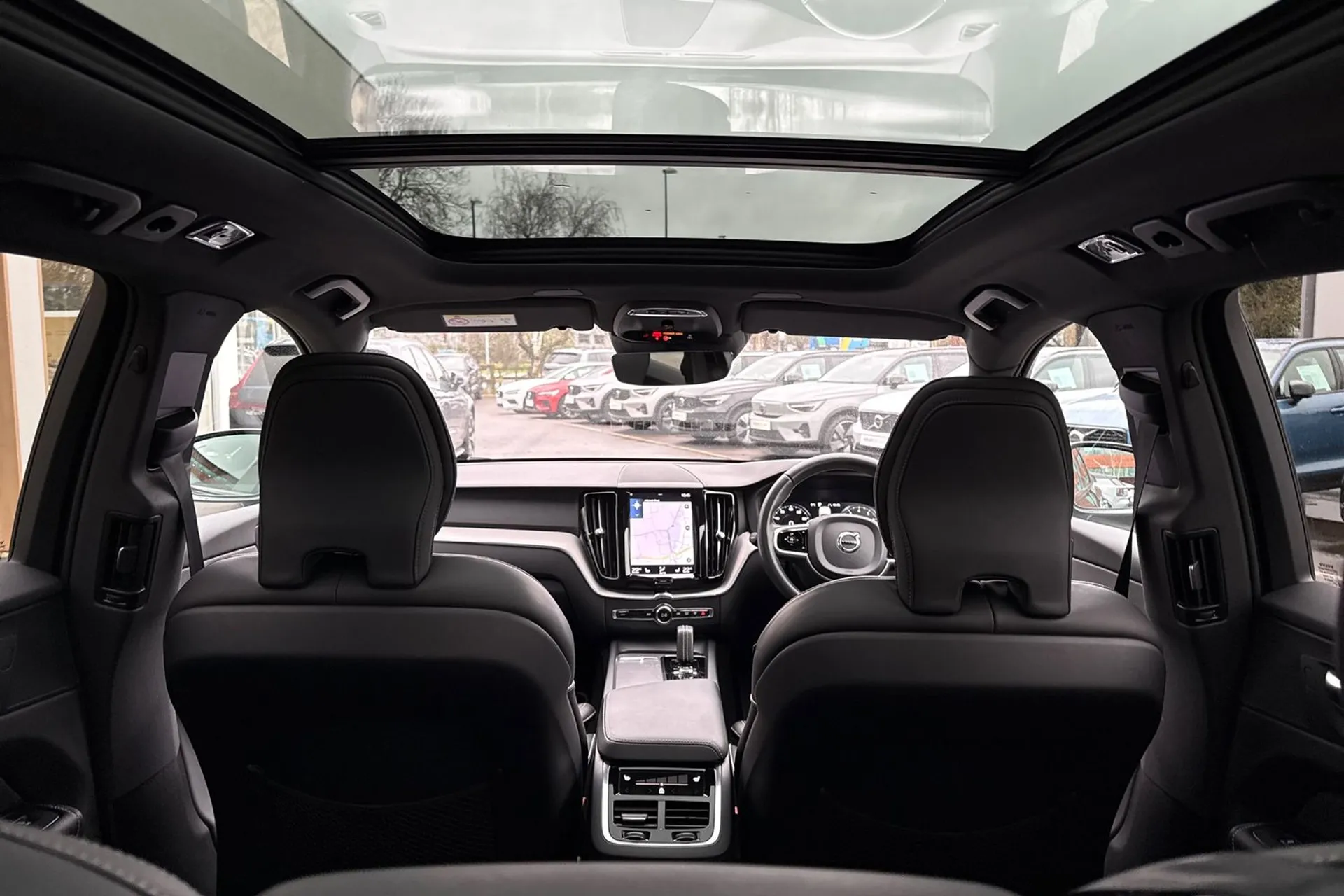 Volvo XC60 thumbnail image number 24