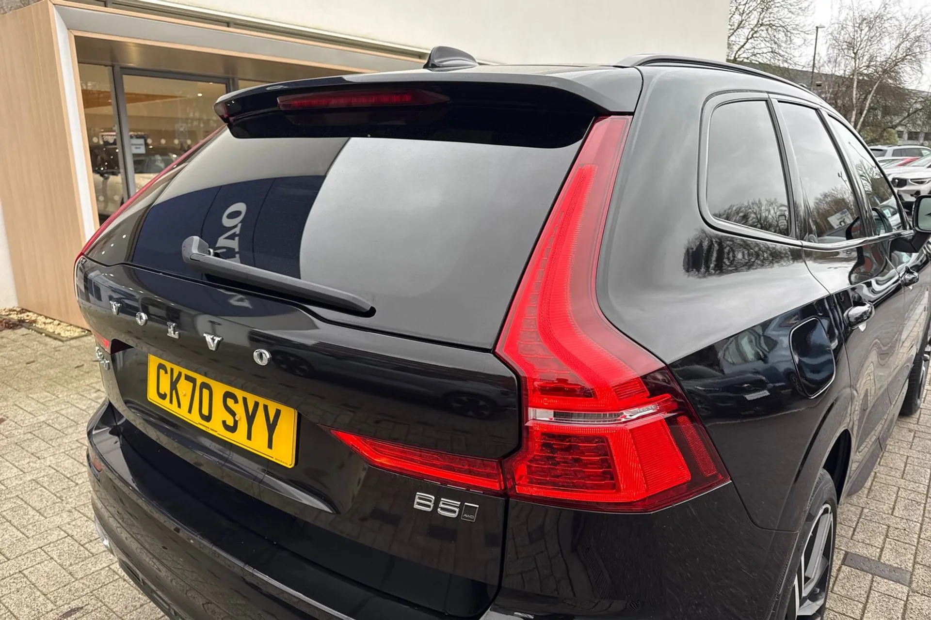 Volvo XC60 thumbnail image number 16