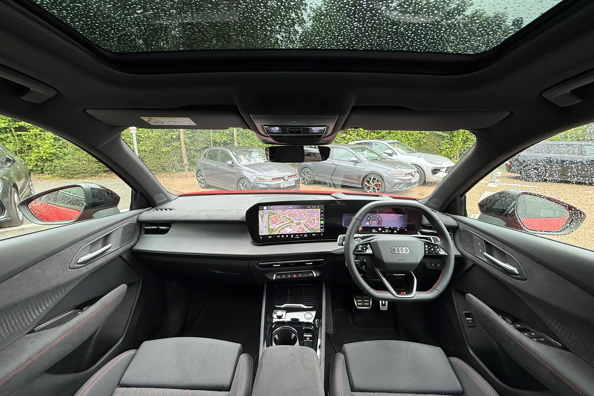 Audi Q3 thumbnail image number 3