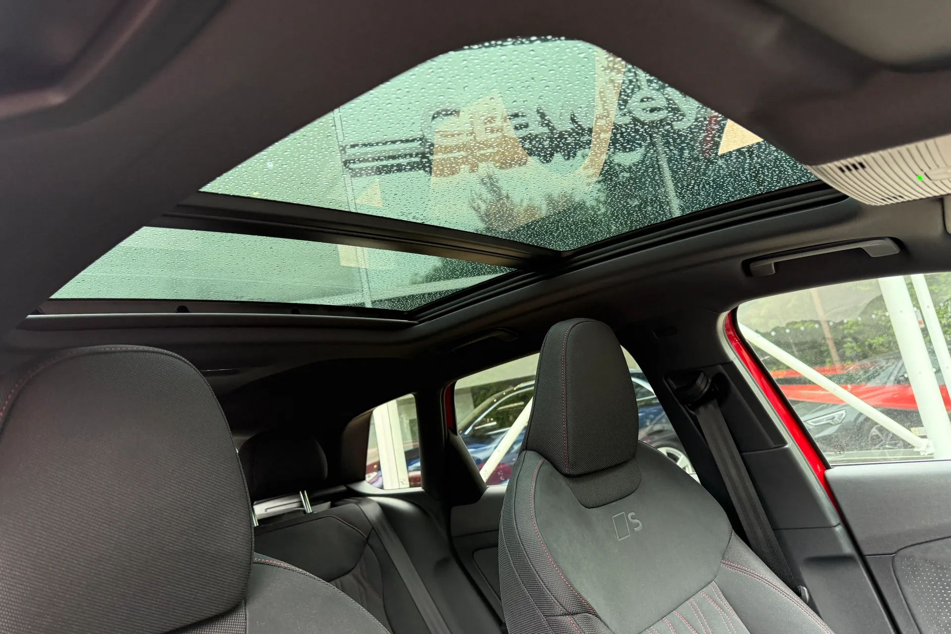 Audi Q3 thumbnail image number 33