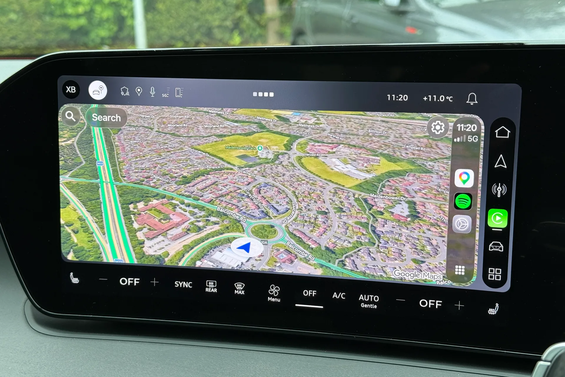 Audi Q3 thumbnail image number 9