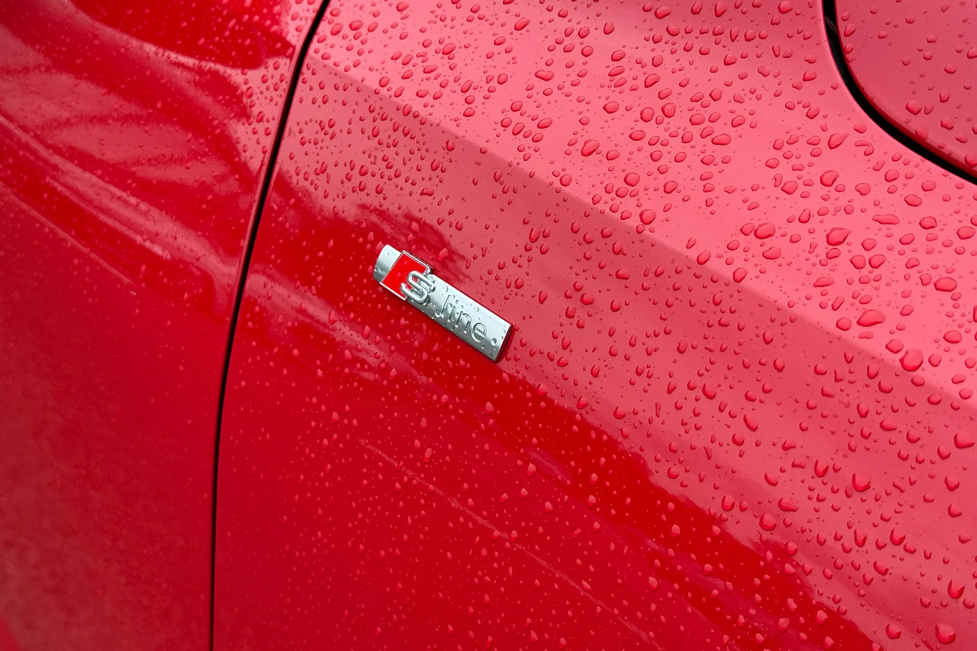 Audi Q3 thumbnail image number 12