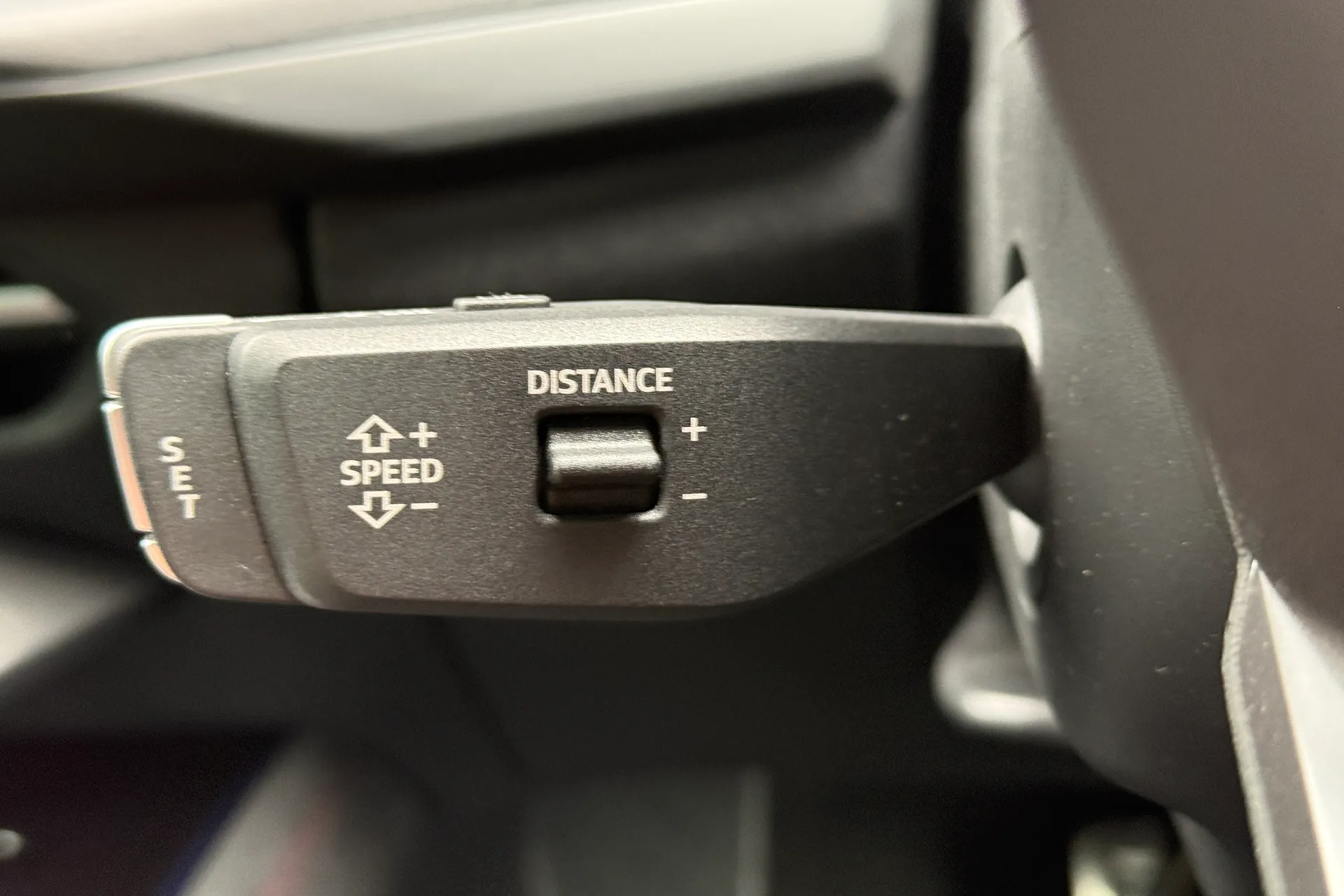 Audi Q3 thumbnail image number 17