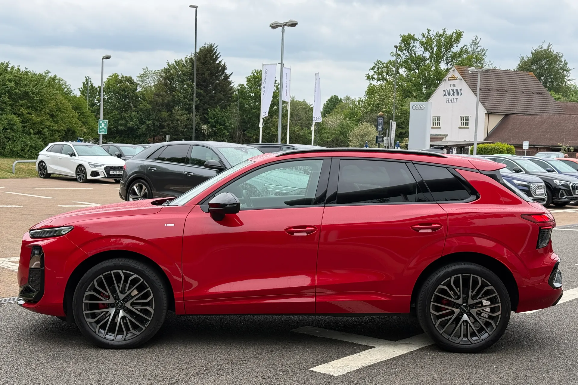 Audi Q3 thumbnail image number 52