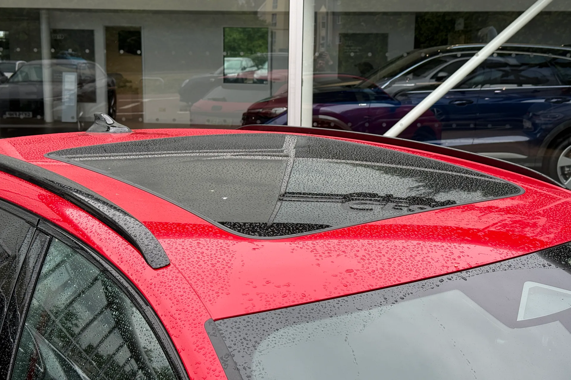 Audi Q3 thumbnail image number 14