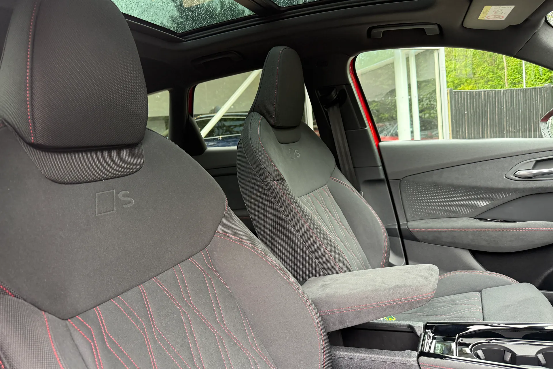 Audi Q3 thumbnail image number 30