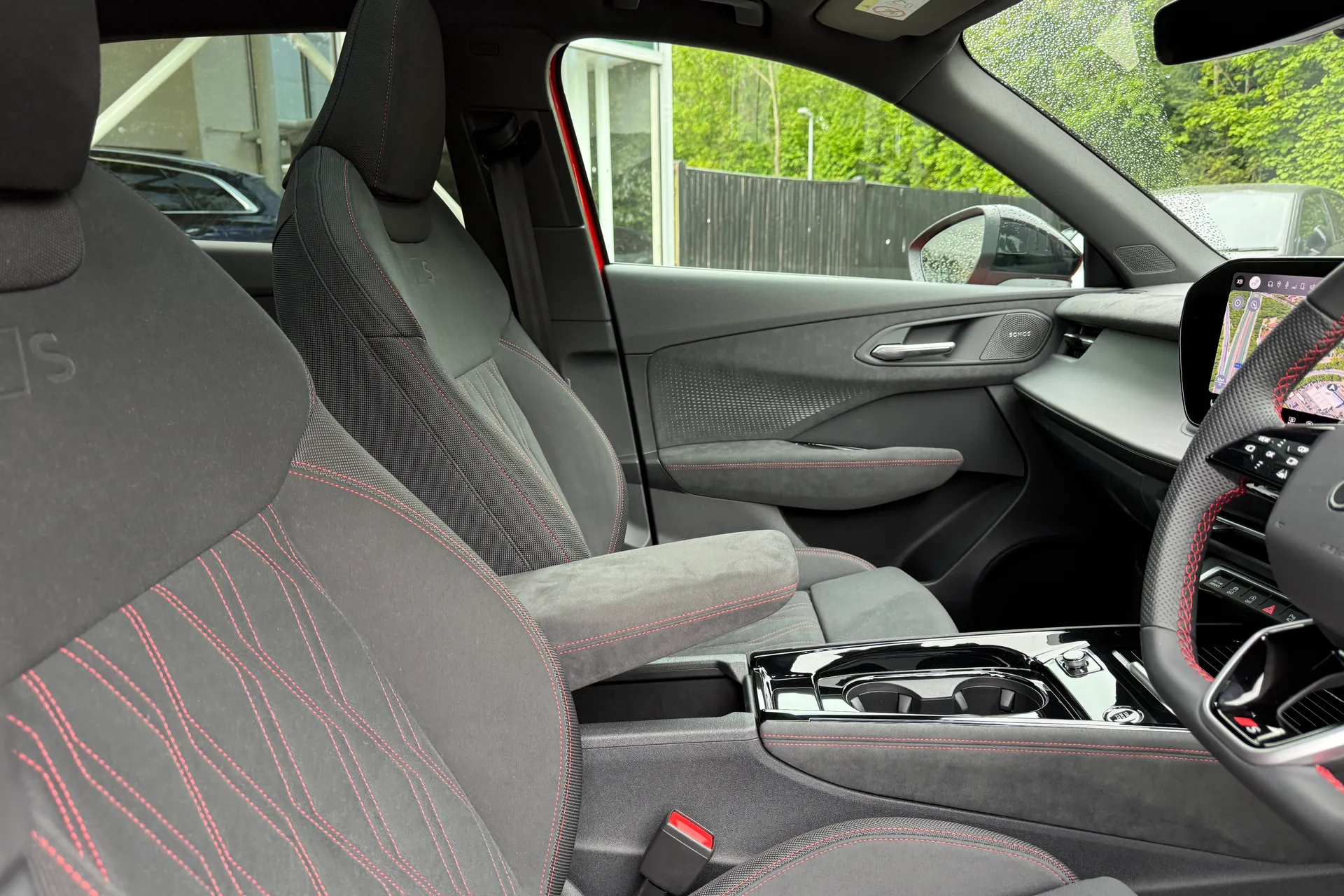 Audi Q3 thumbnail image number 31