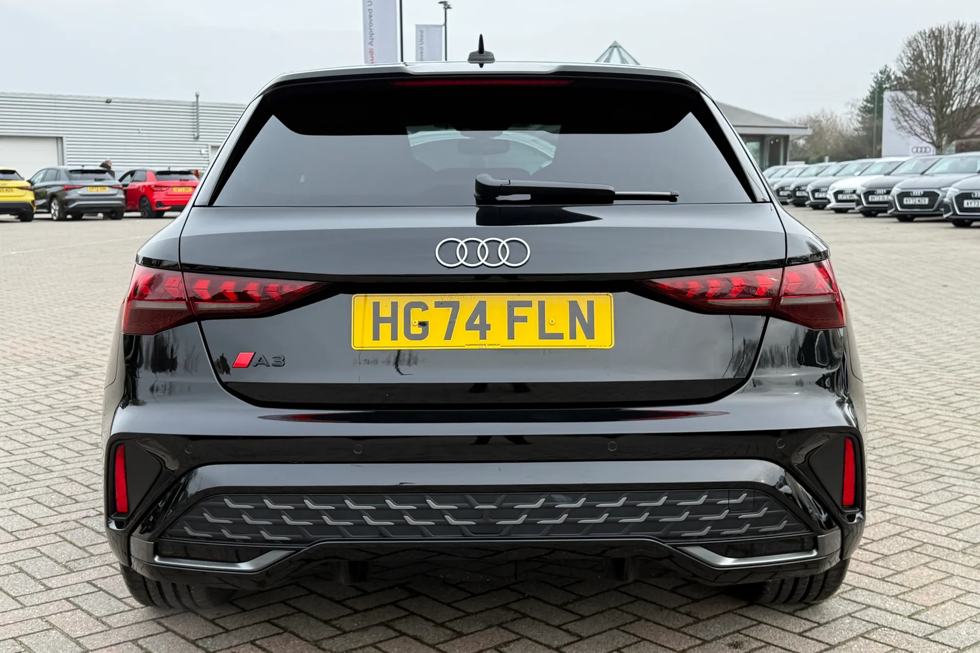 Audi A3 thumbnail image number 32