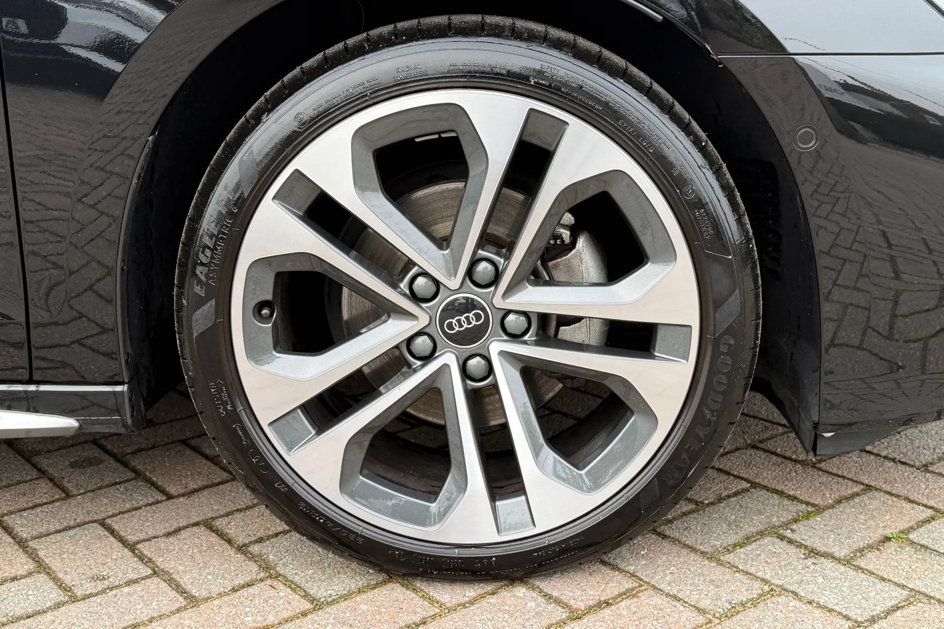 Audi A3 thumbnail image number 48