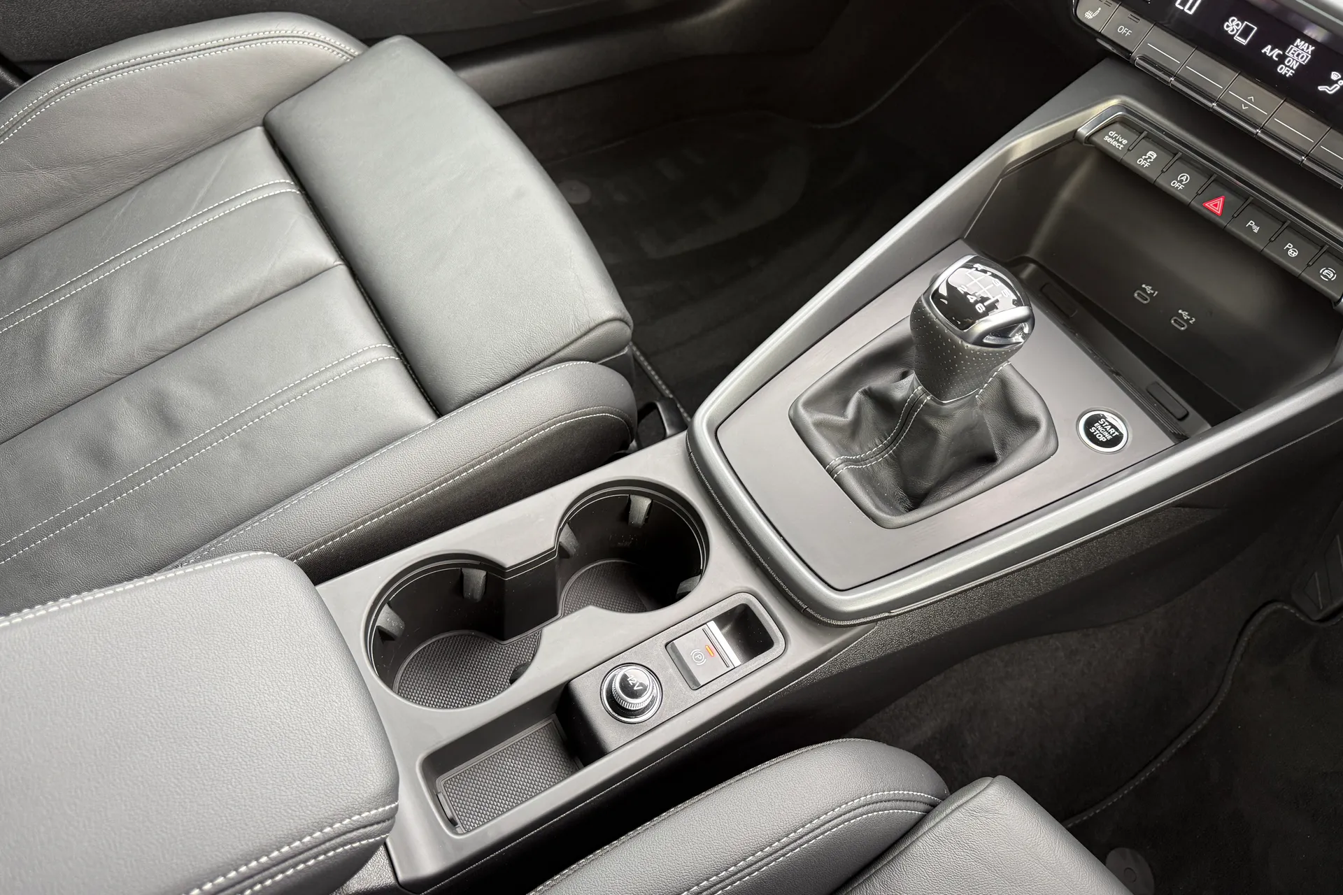 Audi A3 thumbnail image number 39