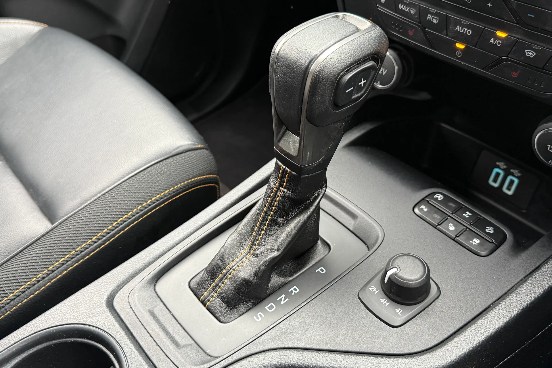 FORD RANGER thumbnail image number 19