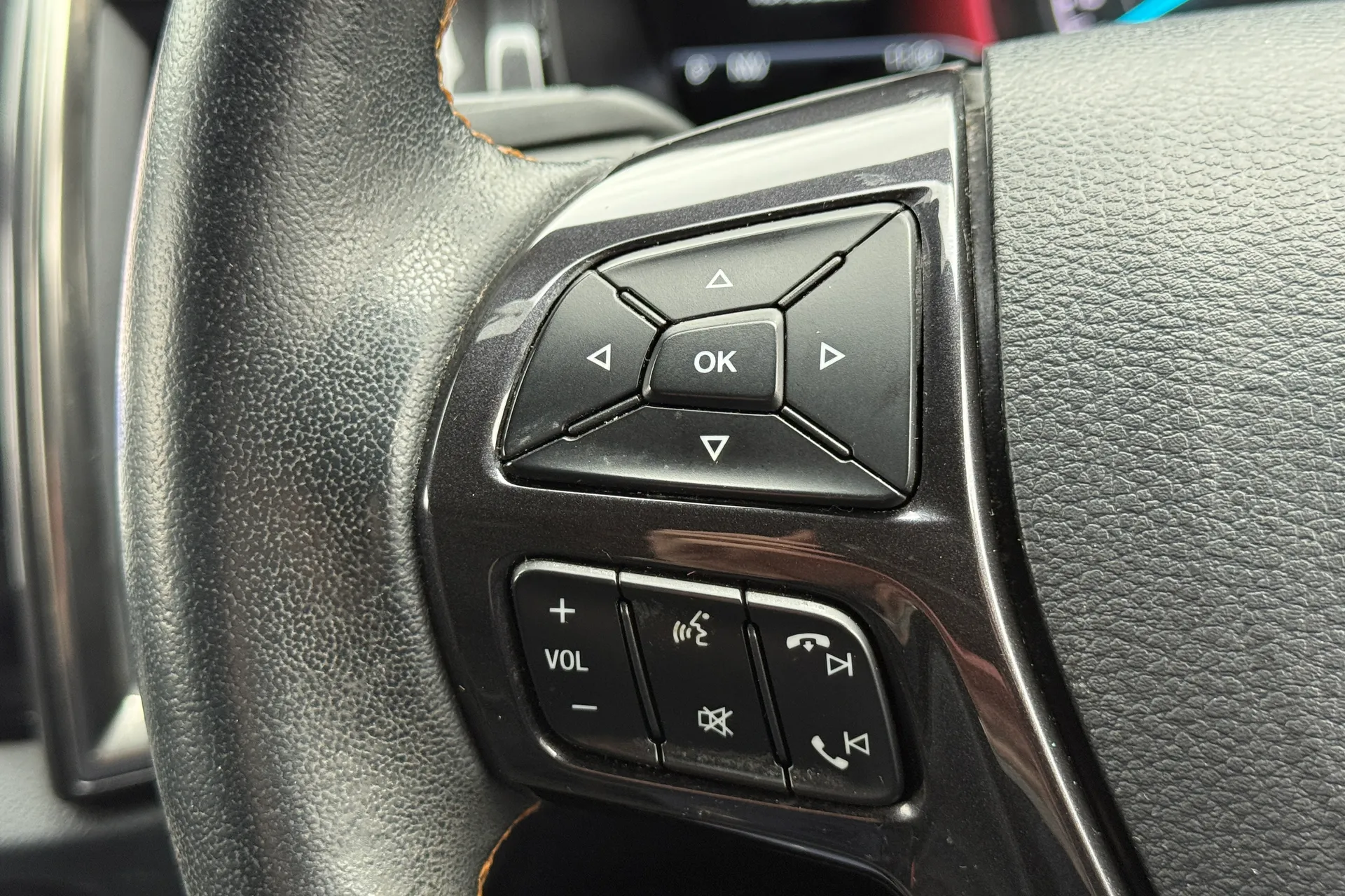 FORD RANGER thumbnail image number 24