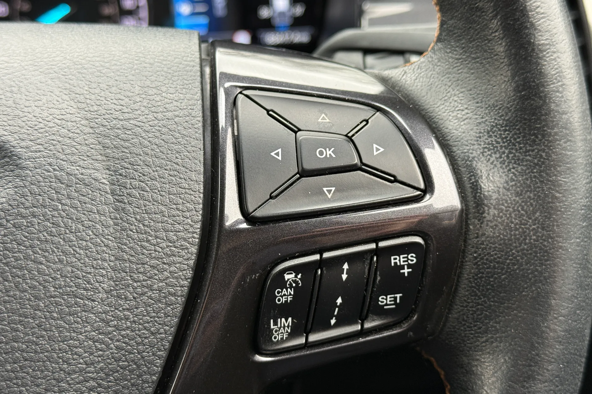 FORD RANGER thumbnail image number 26