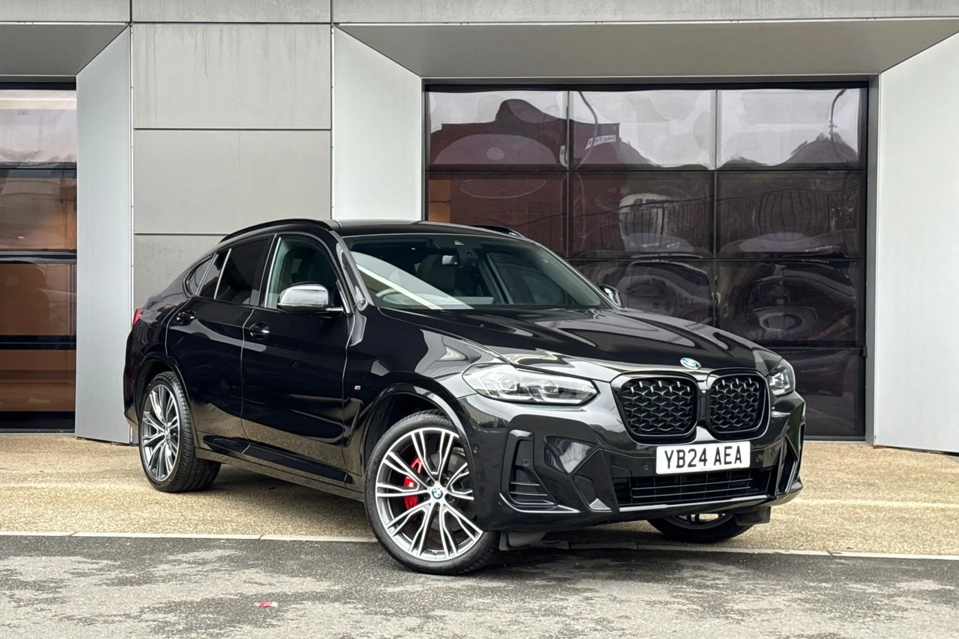 BMW X4 focused image