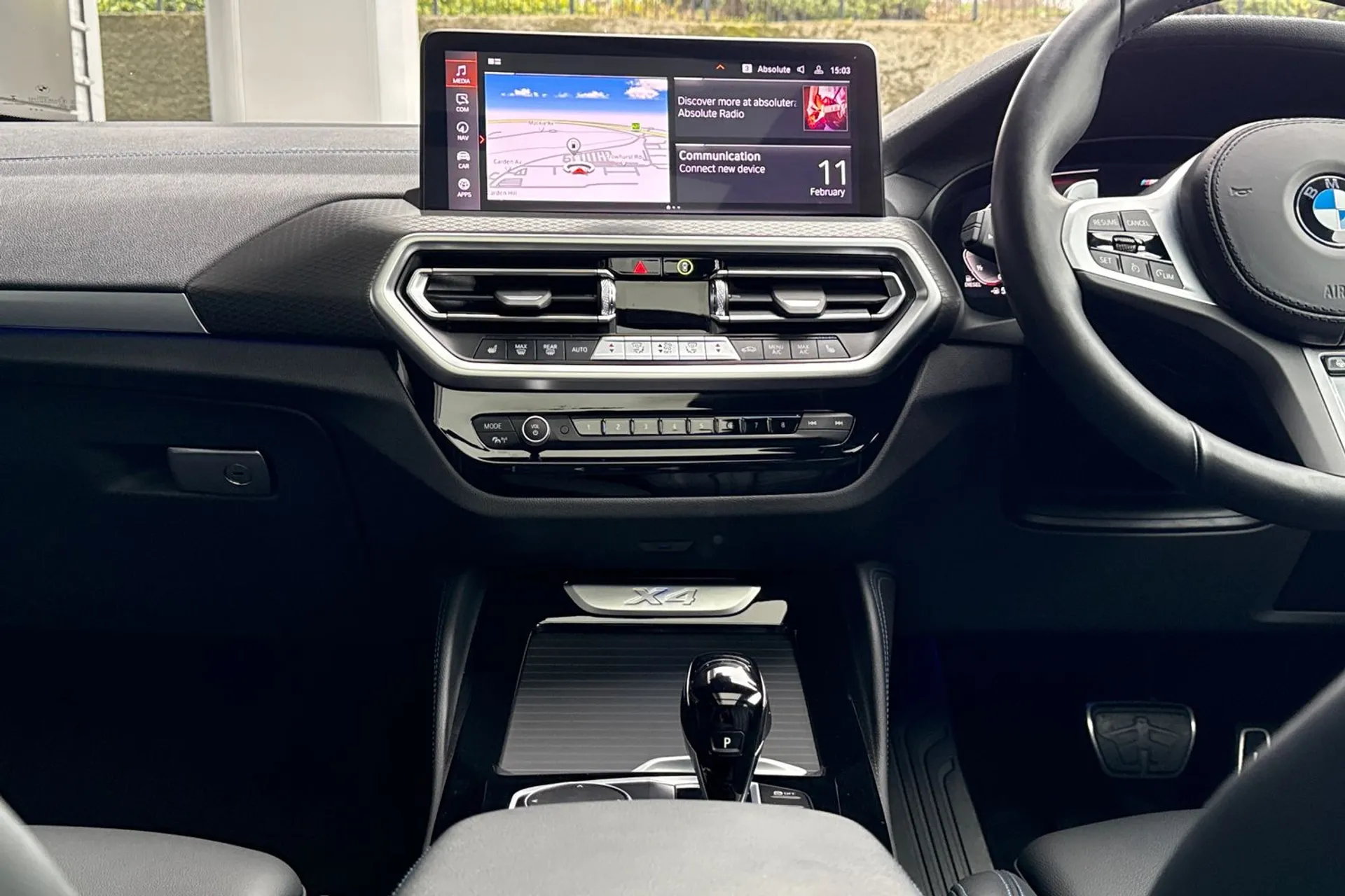 BMW X4 thumbnail image number 42