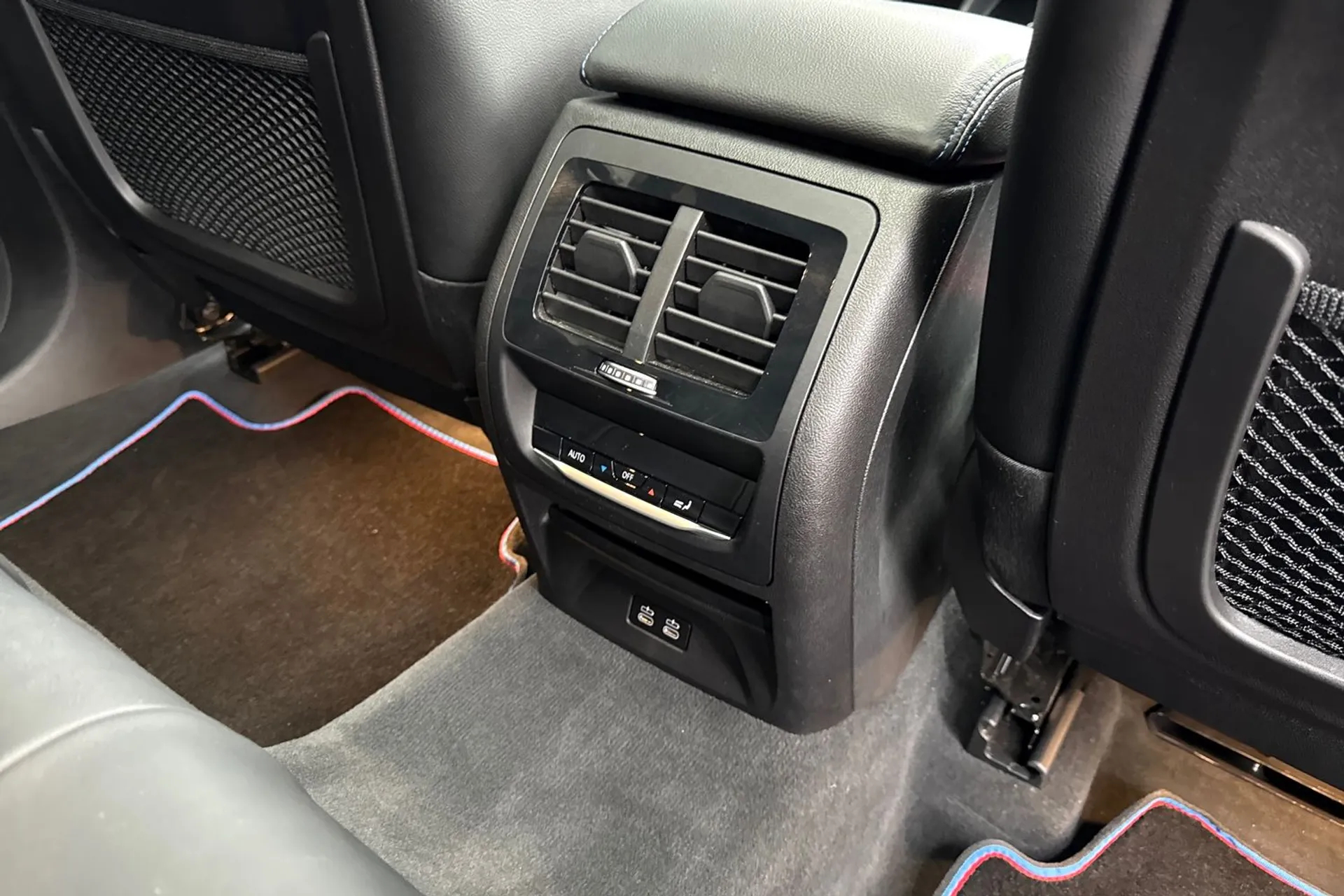 BMW X4 thumbnail image number 54