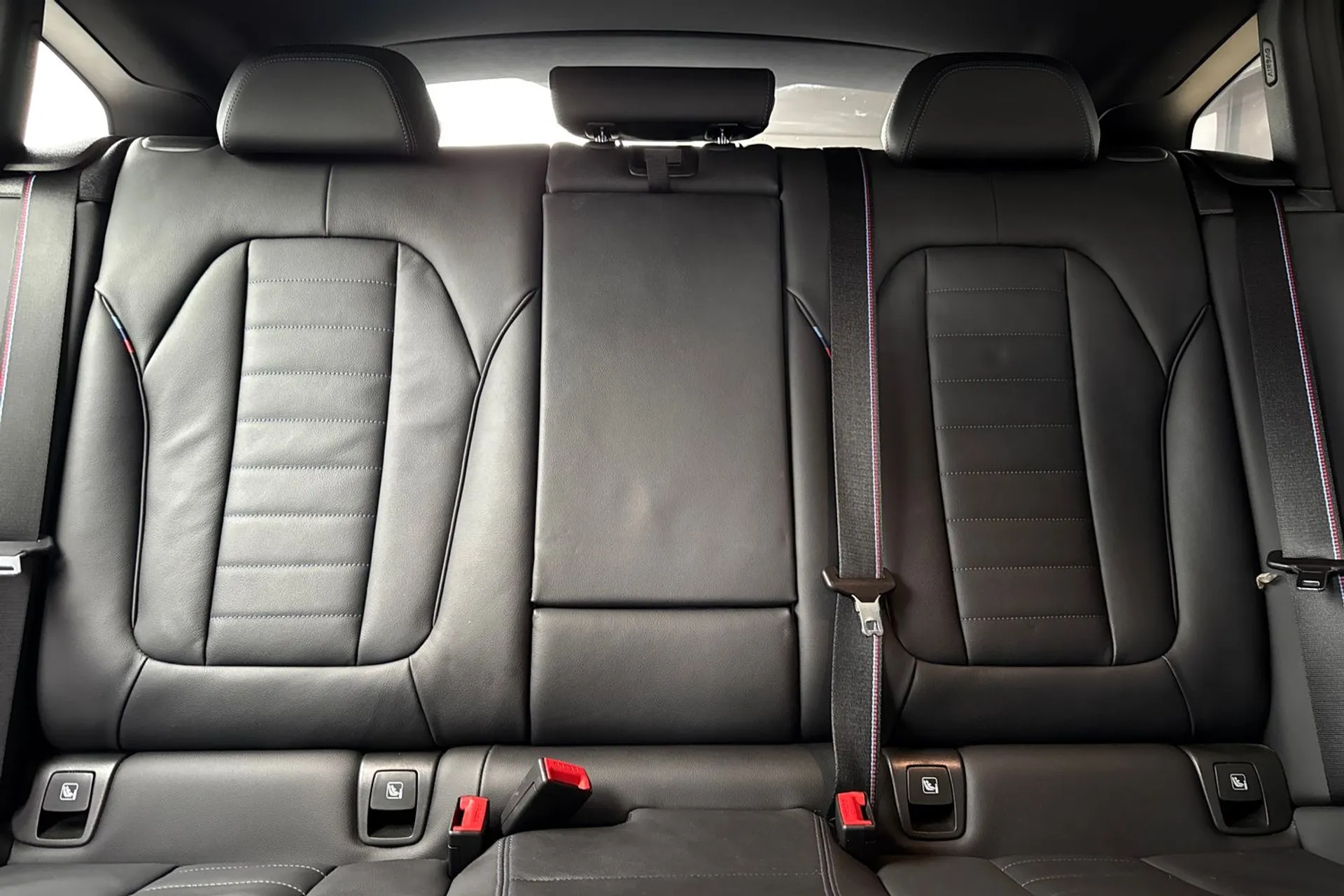 BMW X4 thumbnail image number 37