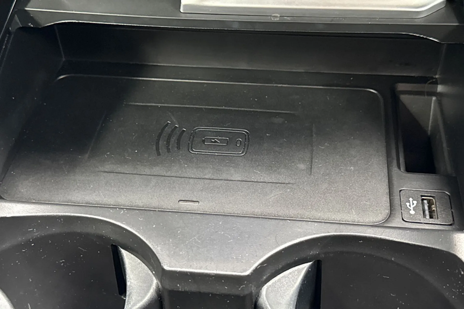 BMW X4 thumbnail image number 51