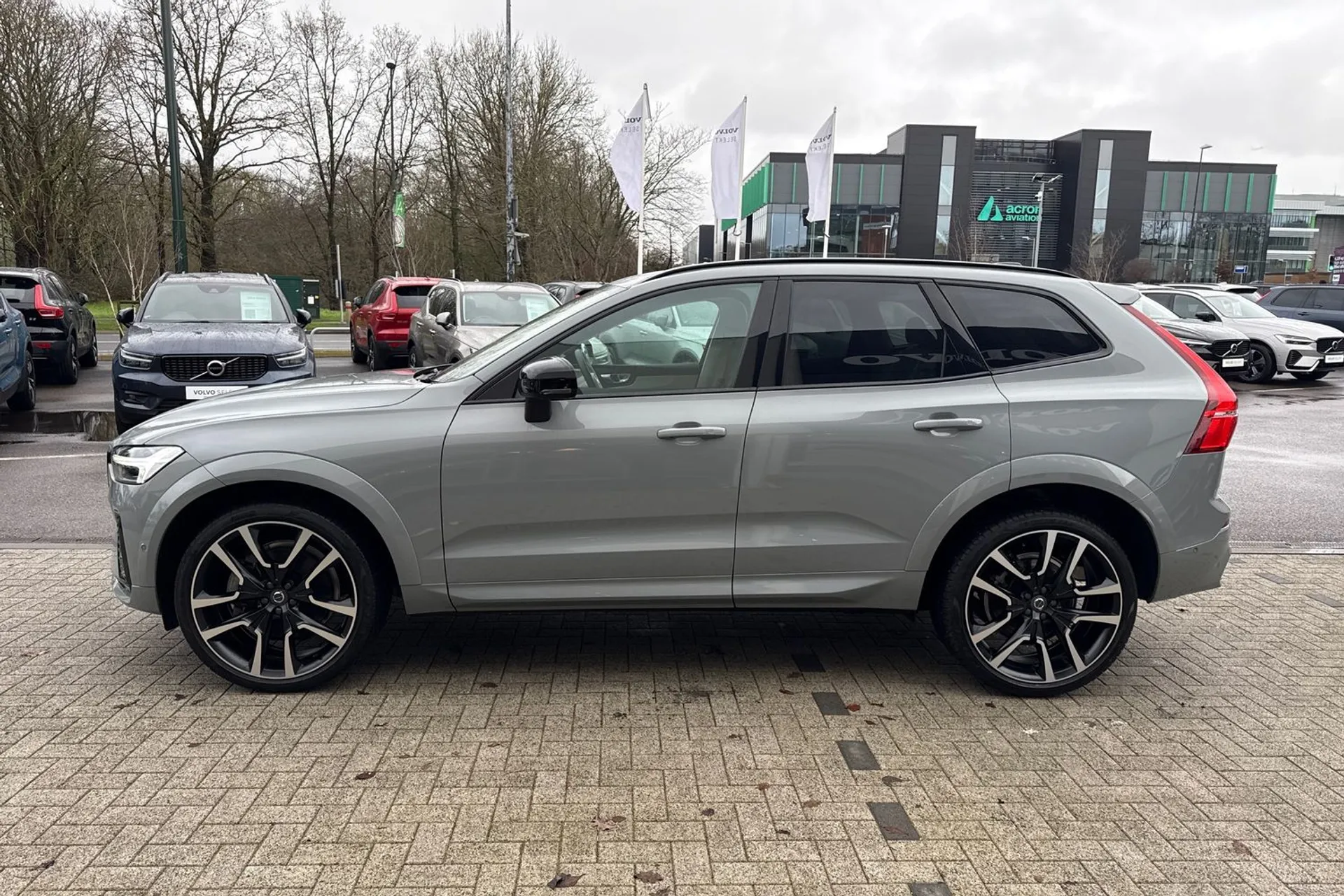 Volvo XC60 thumbnail image number 11