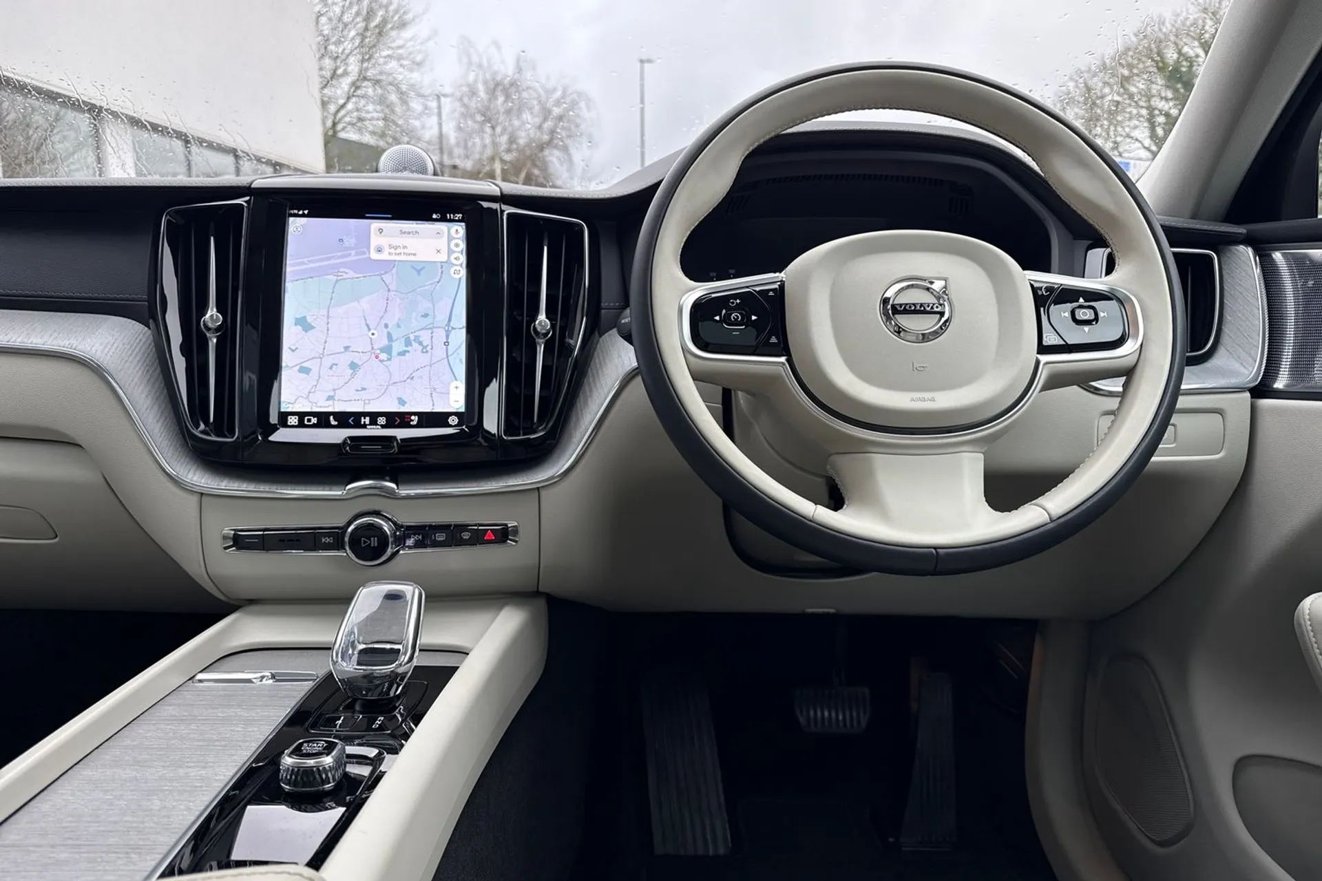 Volvo XC60 thumbnail image number 35