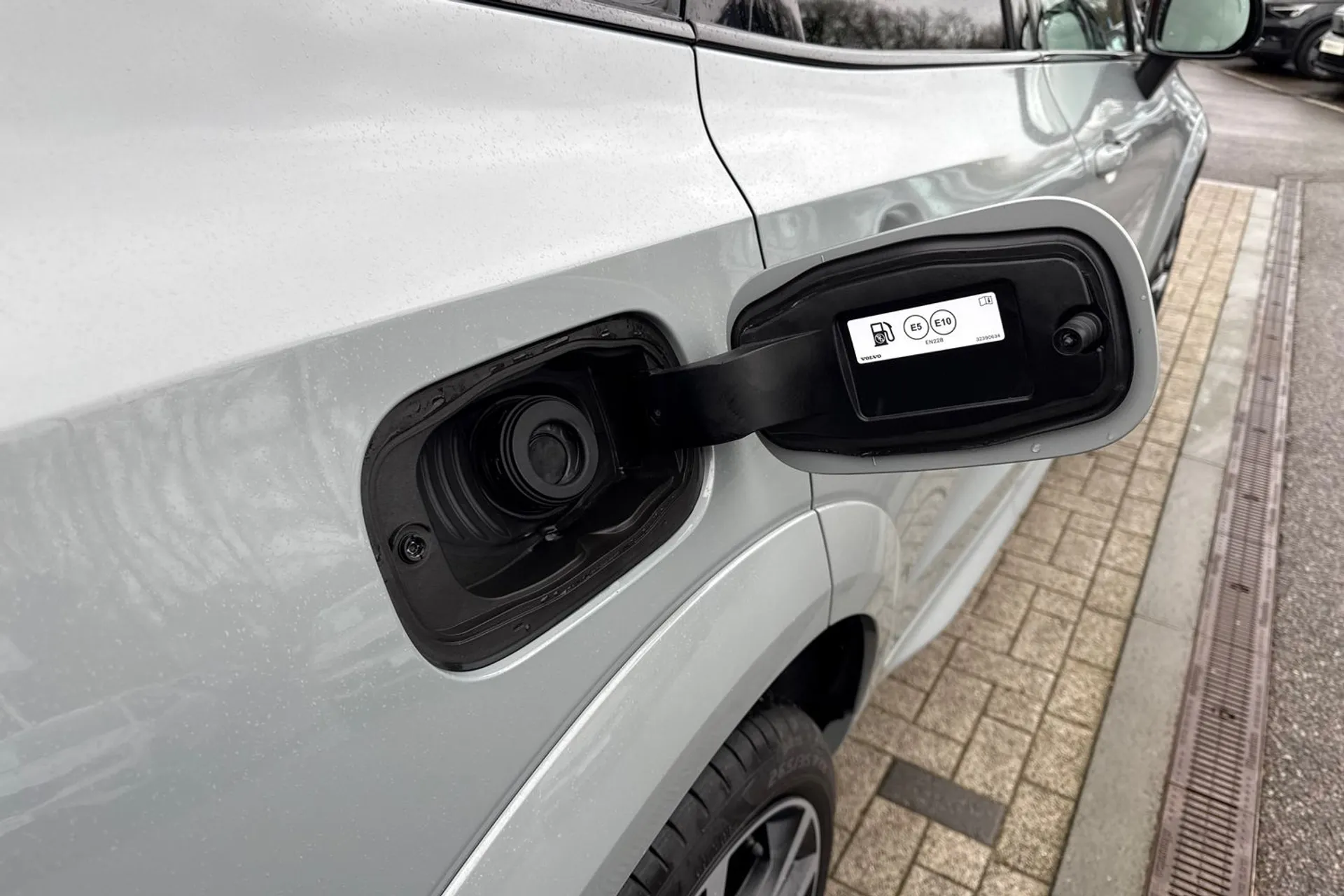 Volvo XC60 thumbnail image number 19