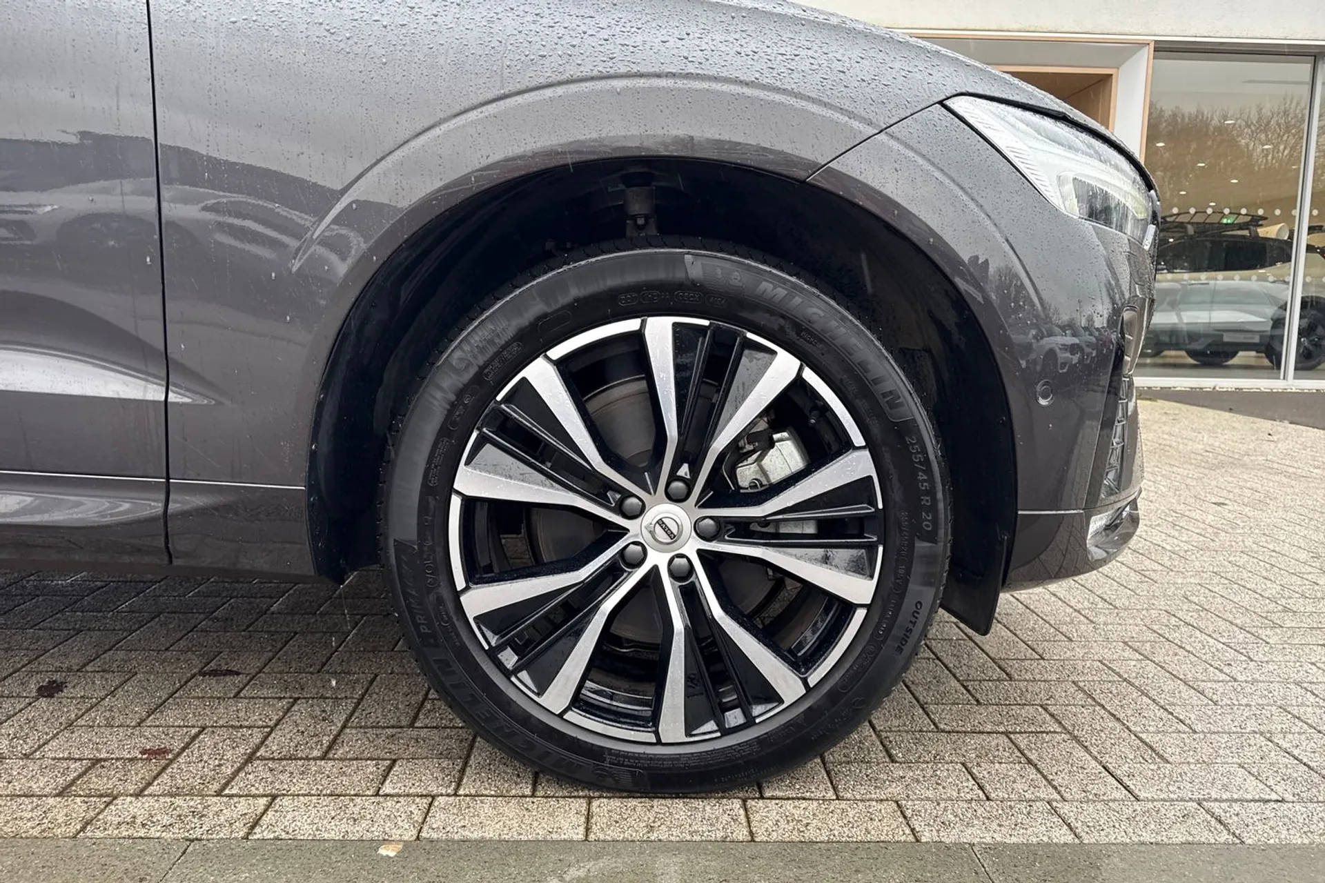 Volvo XC60 thumbnail image number 14